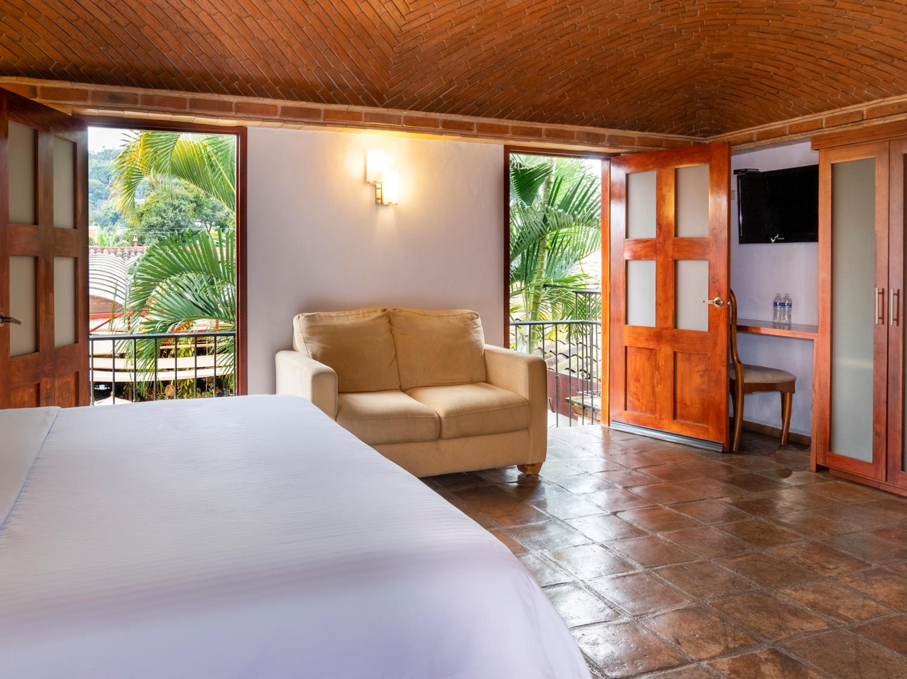 Junior Suite with Balcony