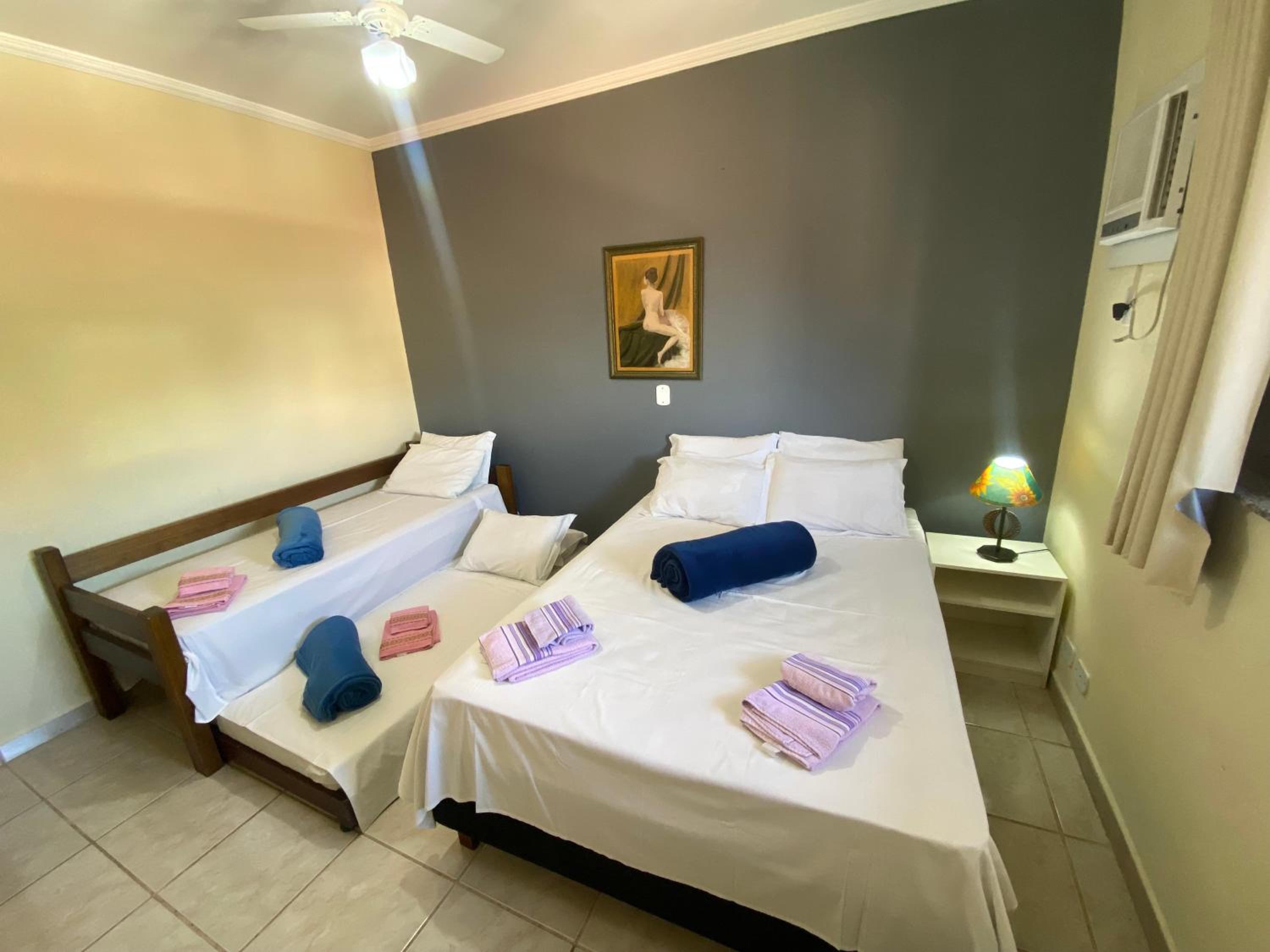 Quadruple Room with Private Bathroom photo 3