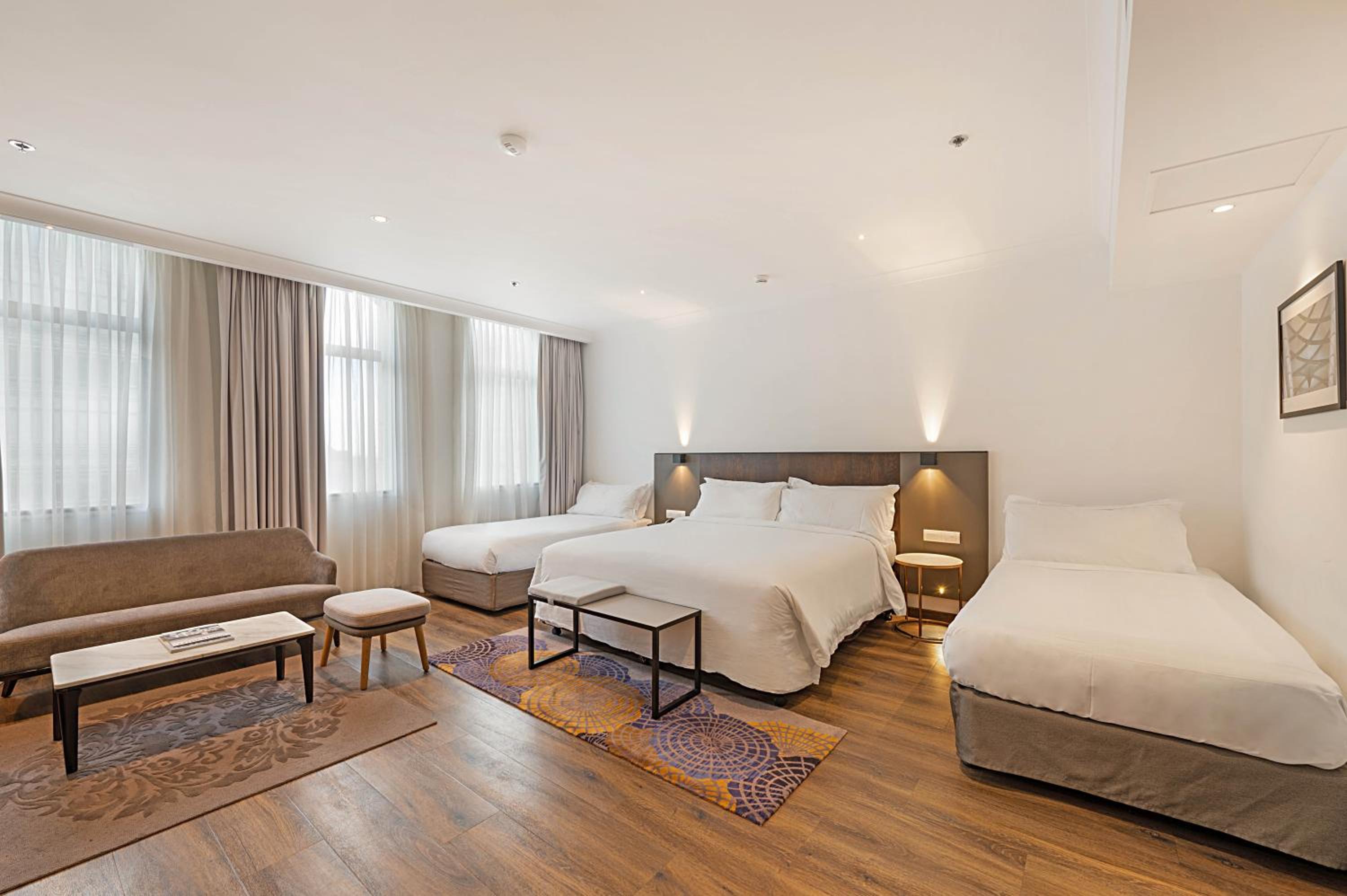 Signature Premium Family Room
