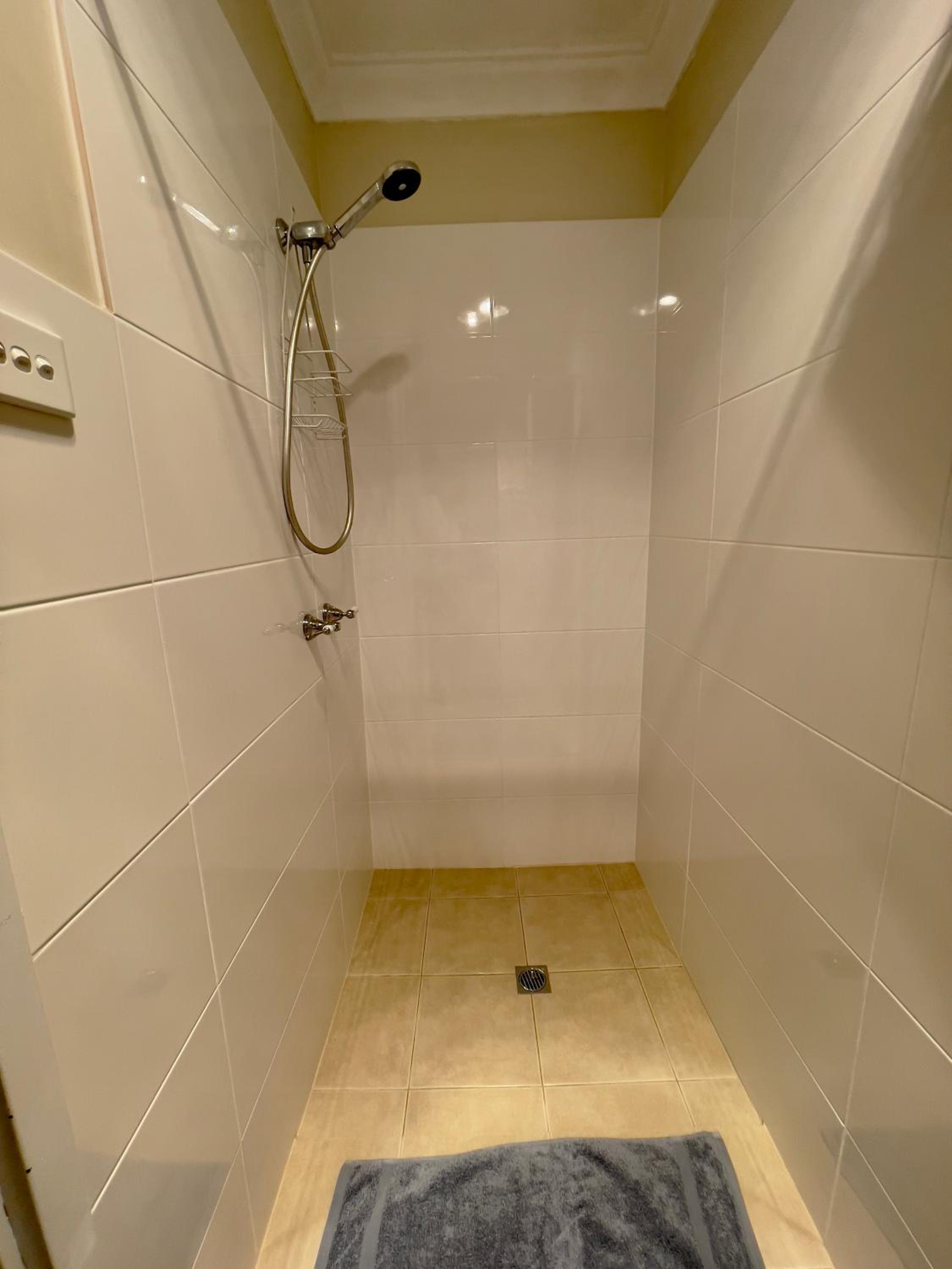Two-Bedroom Apartment - Photo 4