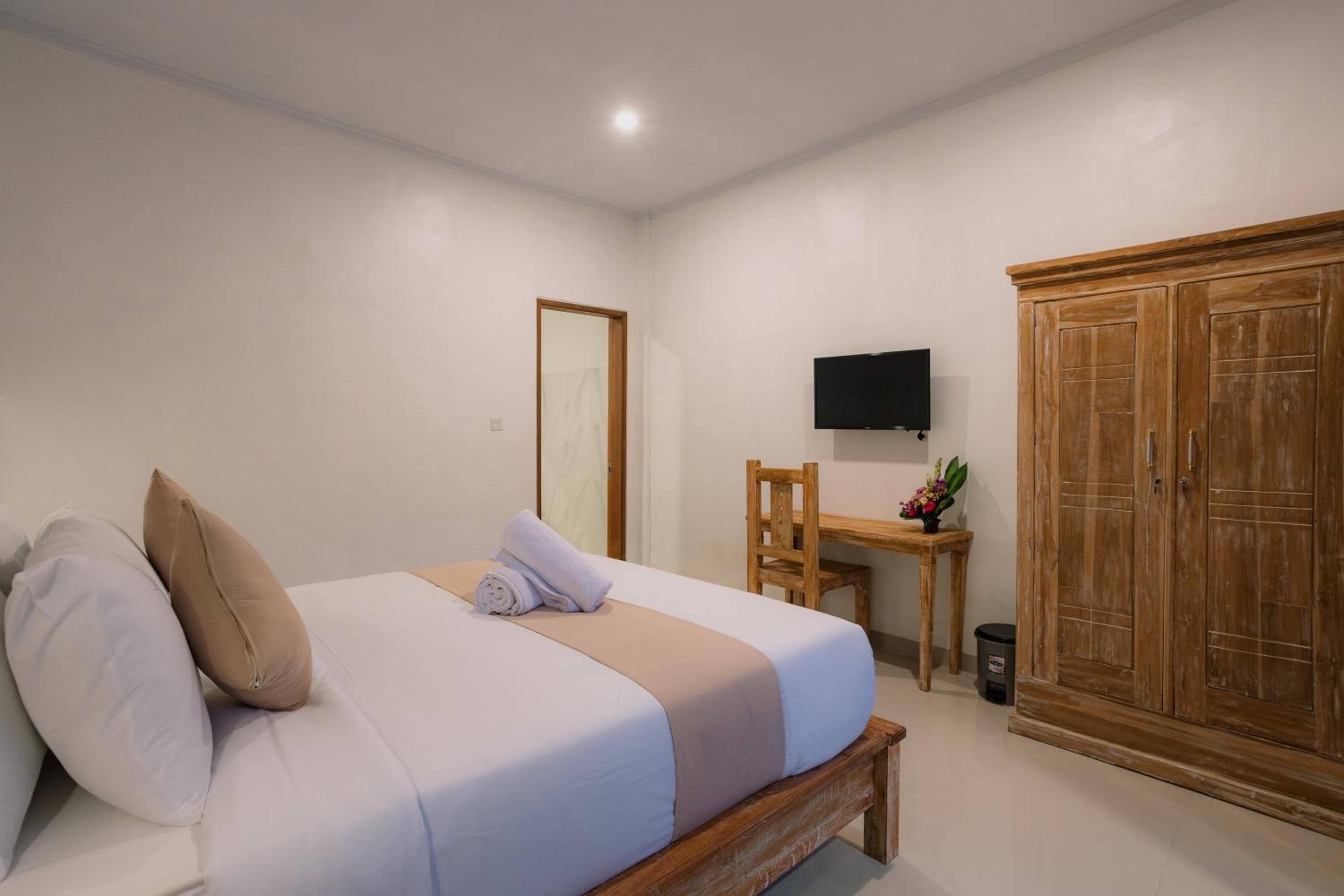 Double Room - Photo 22
