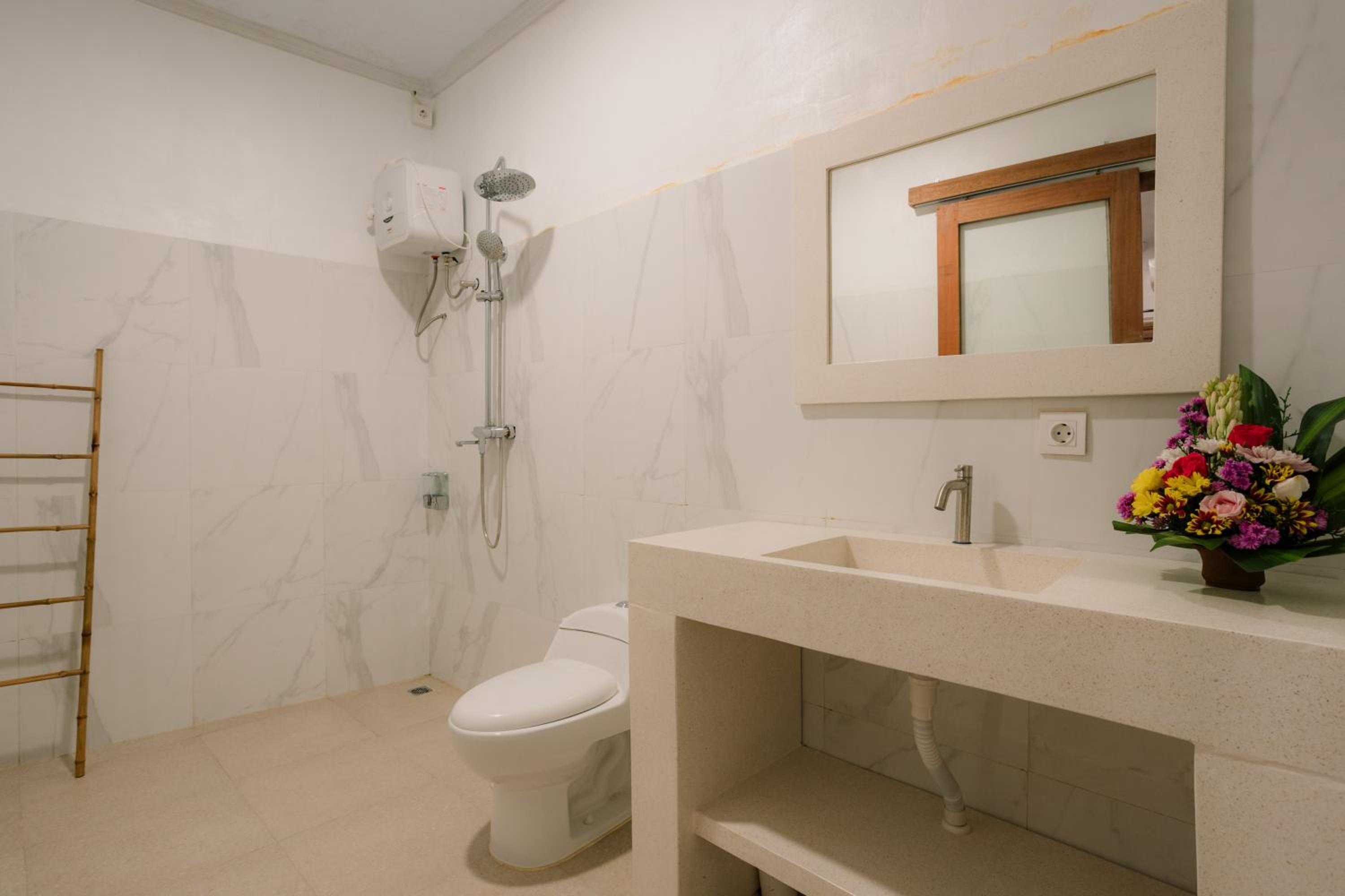 Double Room - Photo 23