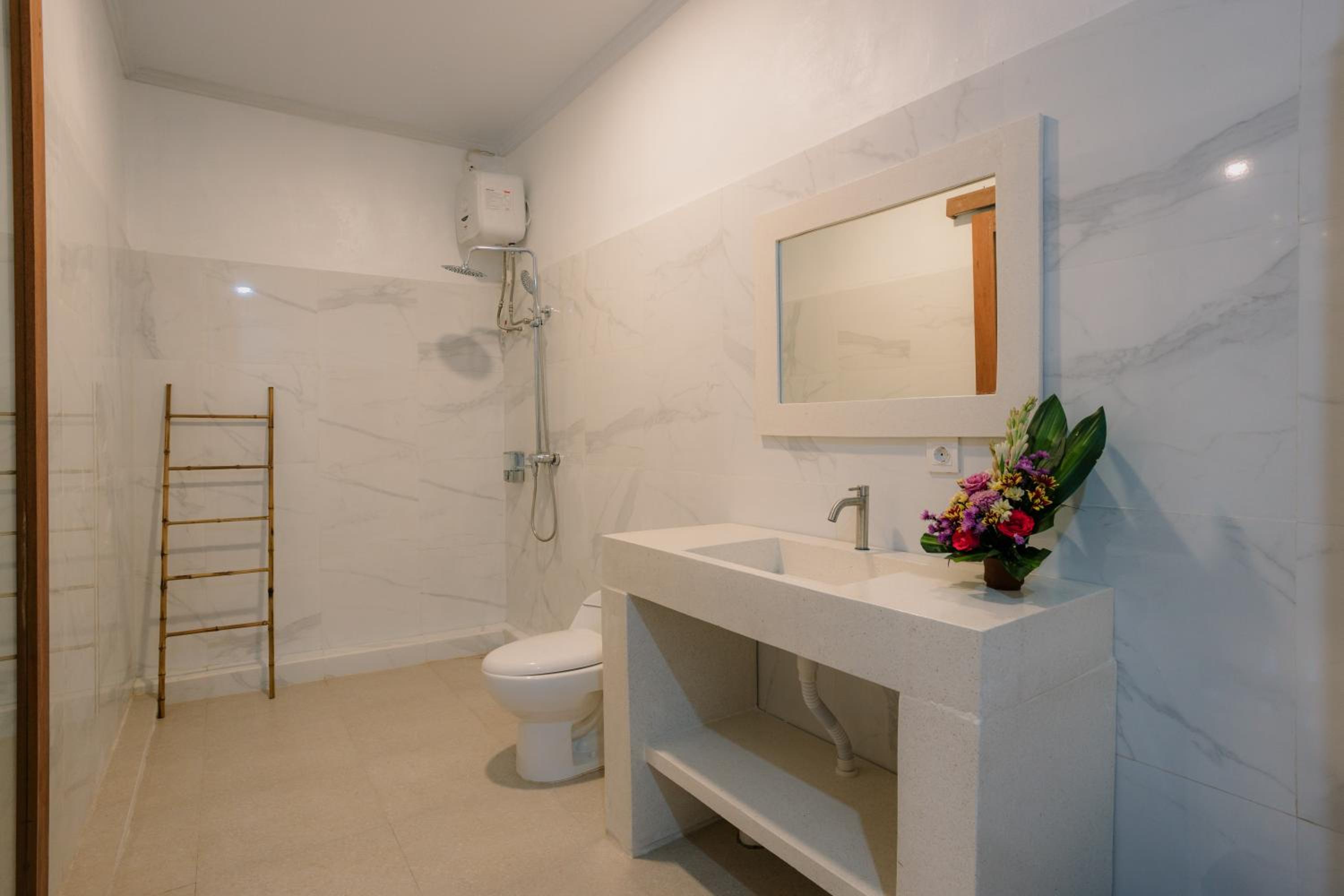 Double Room - Photo 20