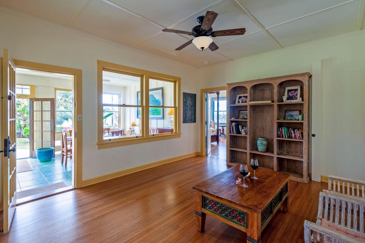 King Suite with Ocean View - Photo 11