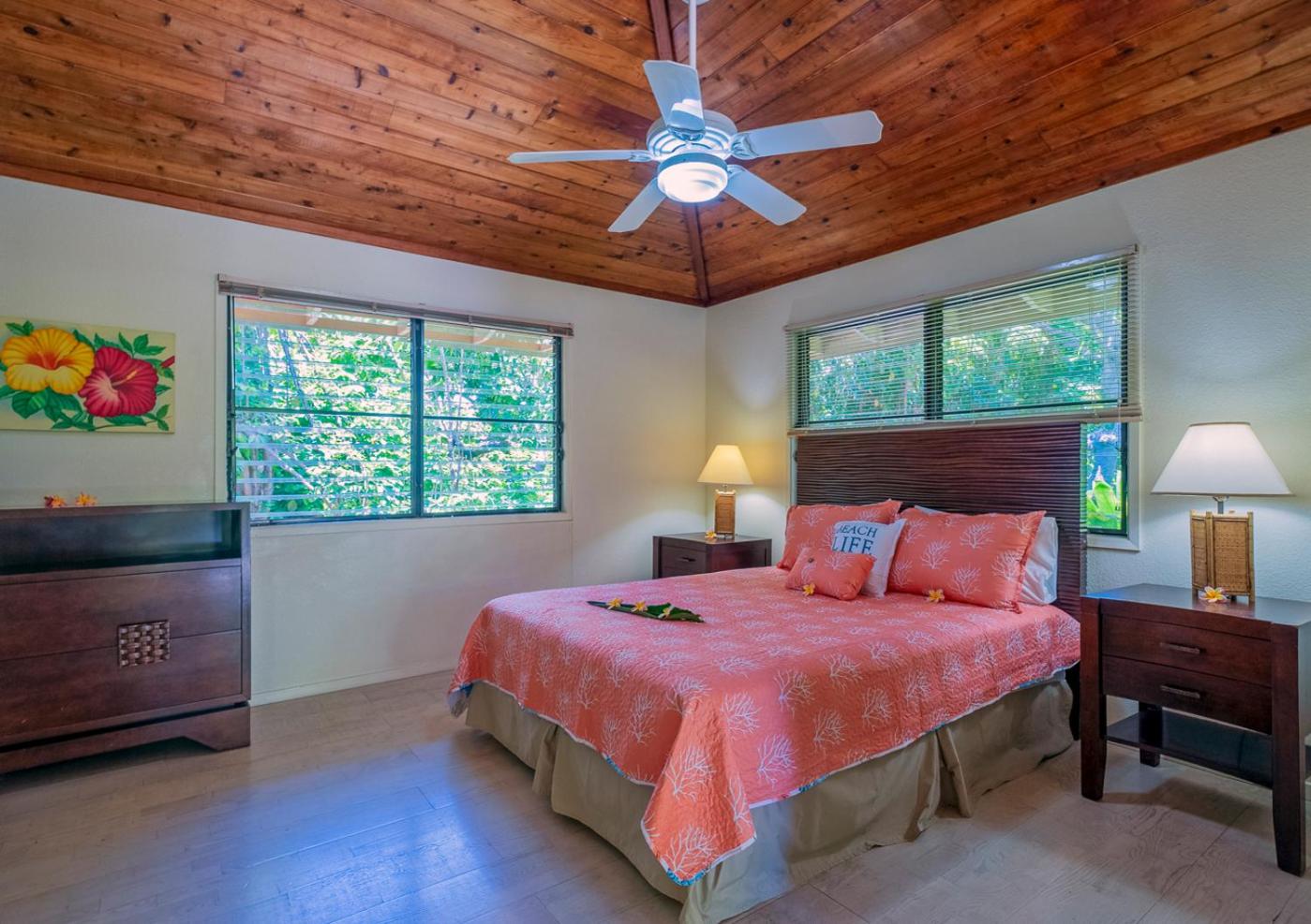 One-Bedroom Apartment - Photo 12