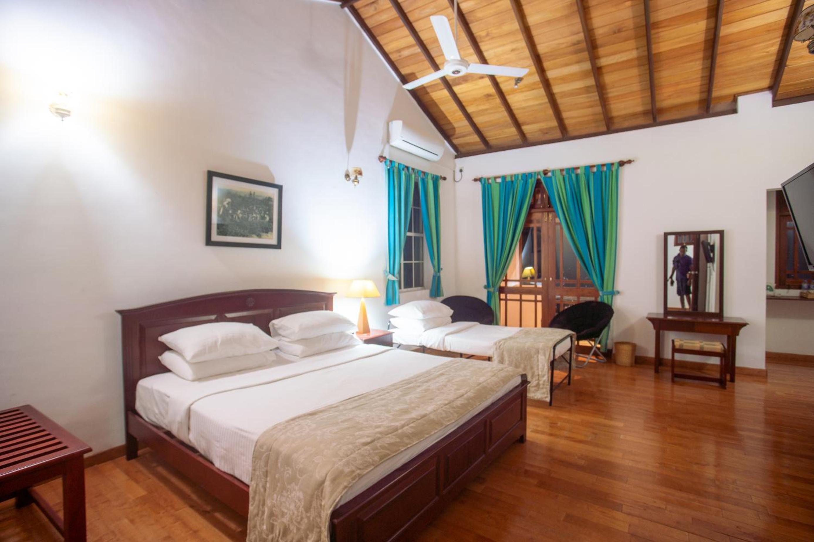 Three-Bedroom Bungalow photo 1