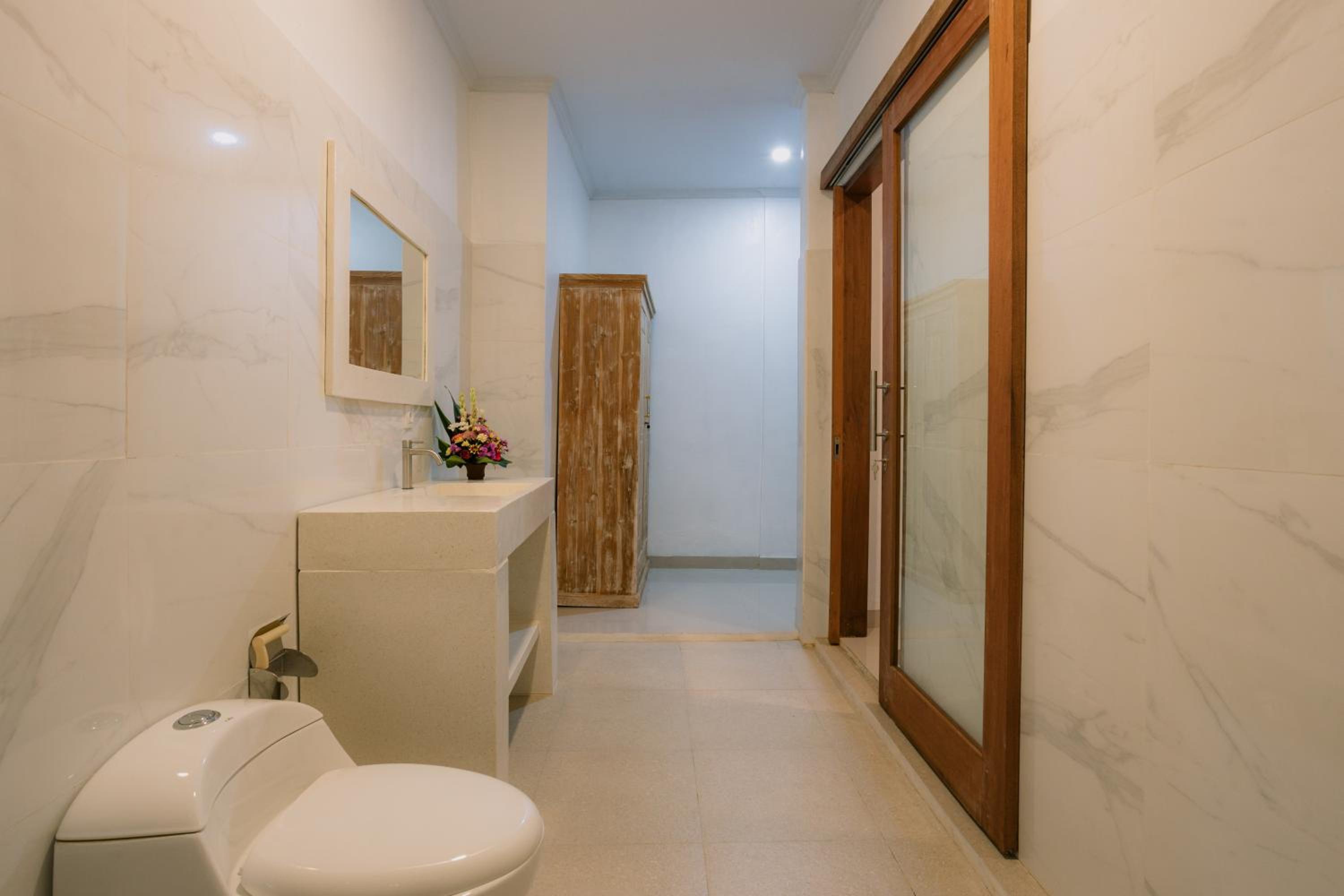 Double Room - Photo 11