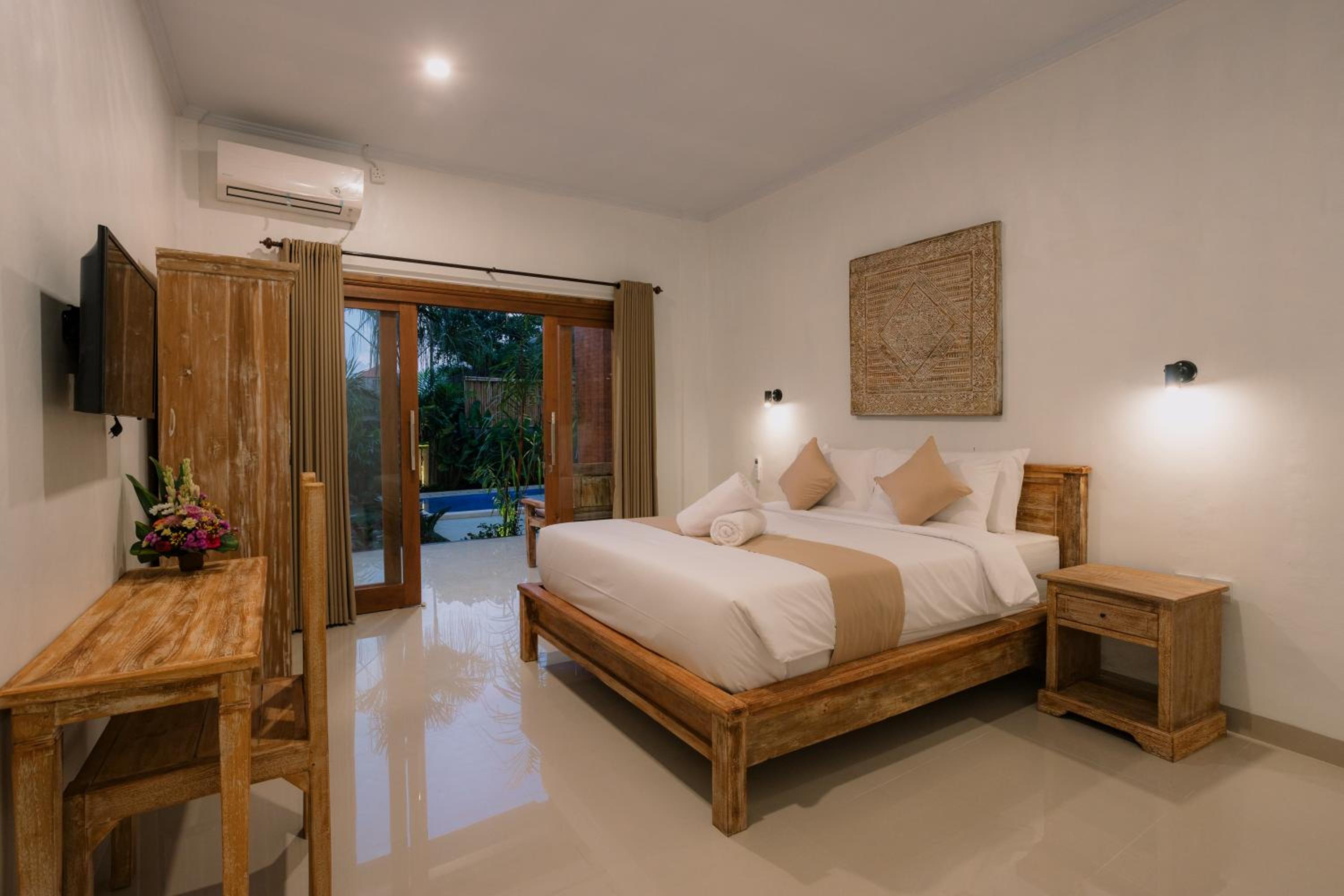 Double Room - Photo 9