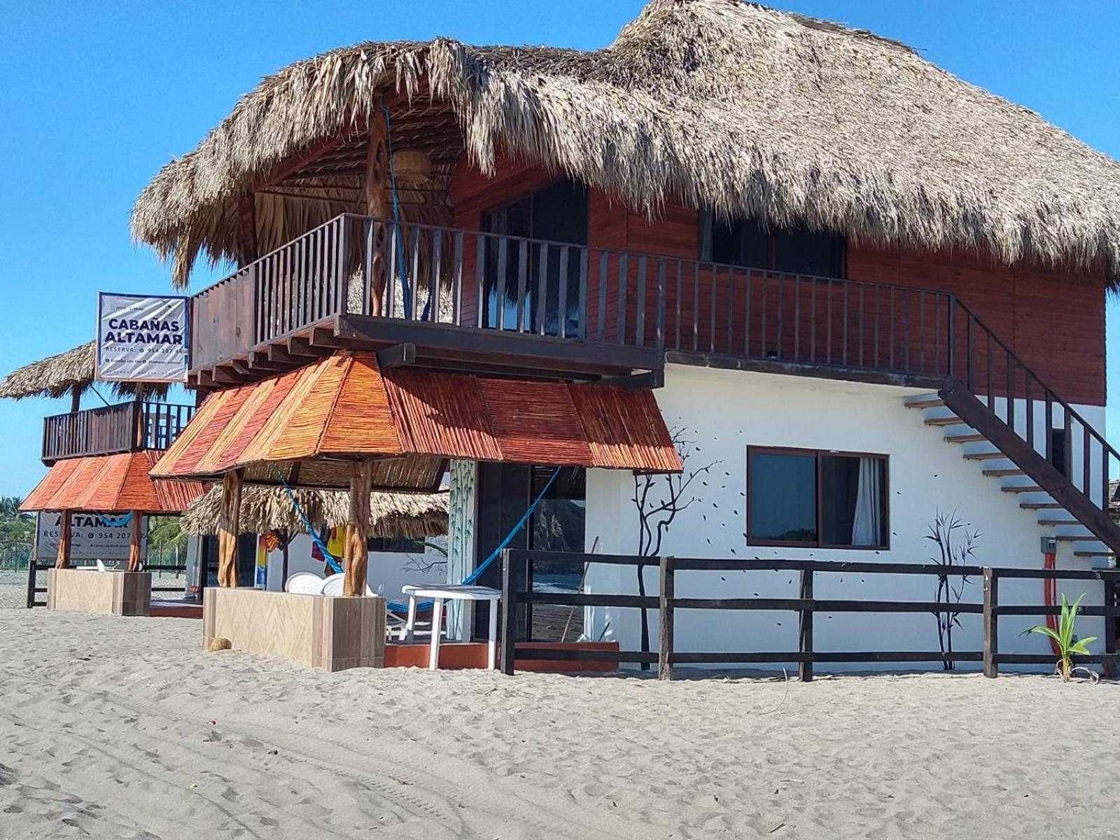 Deluxe Double or Twin Room with Sea View - Photo 15
