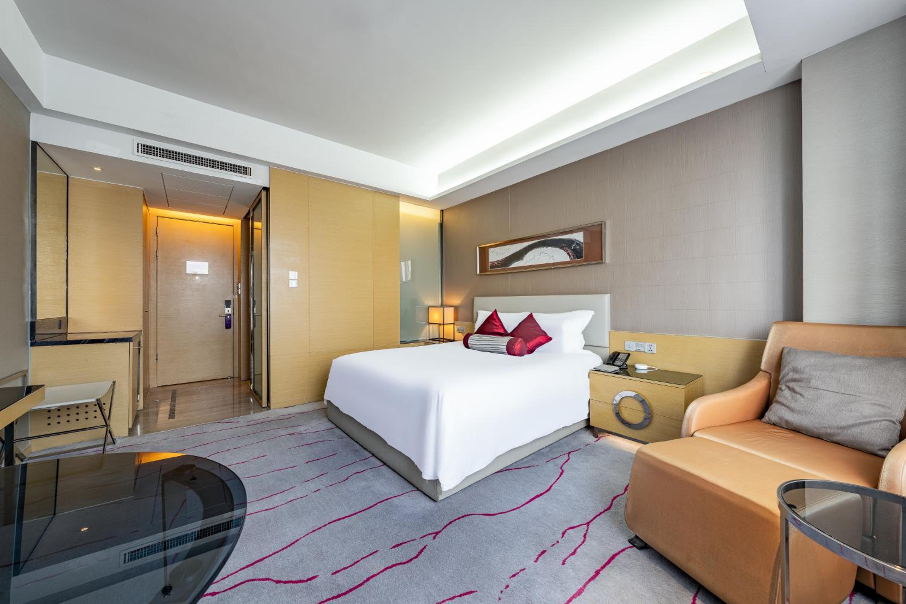 Superior King Room - Photo 2