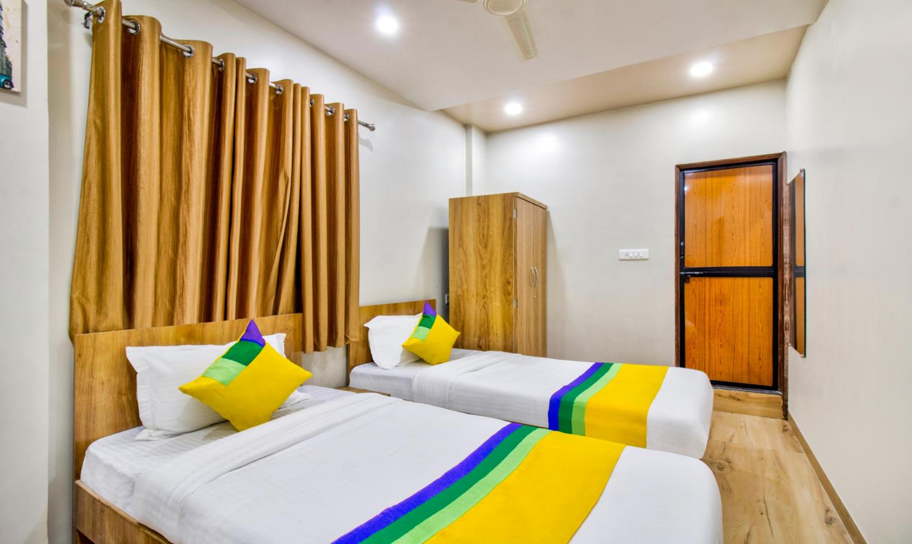 Standard  Room - Photo 7