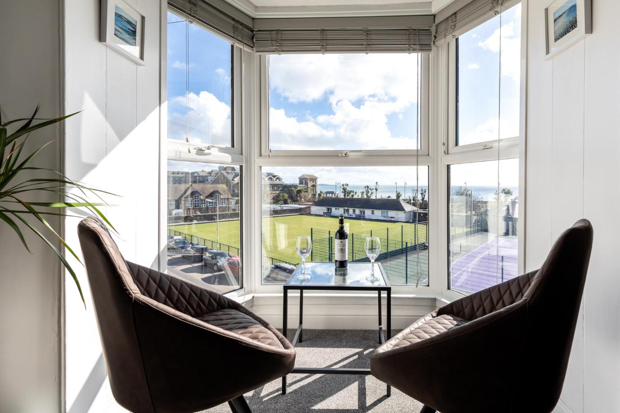 Deluxe Double Room with Sea View photo 2