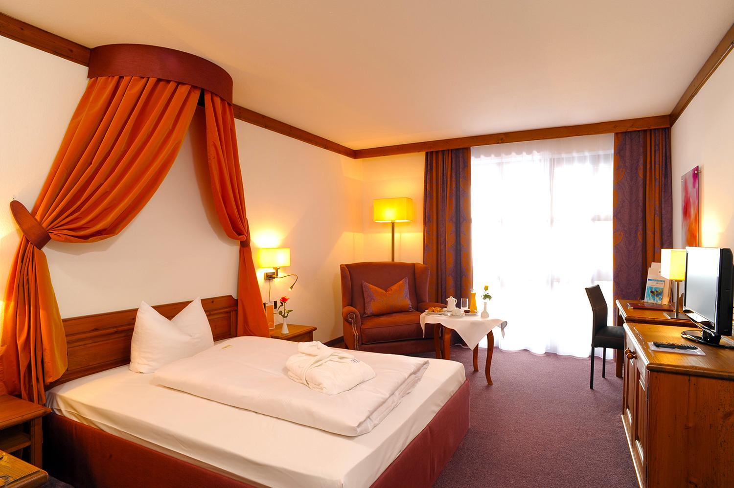 Large Single Room