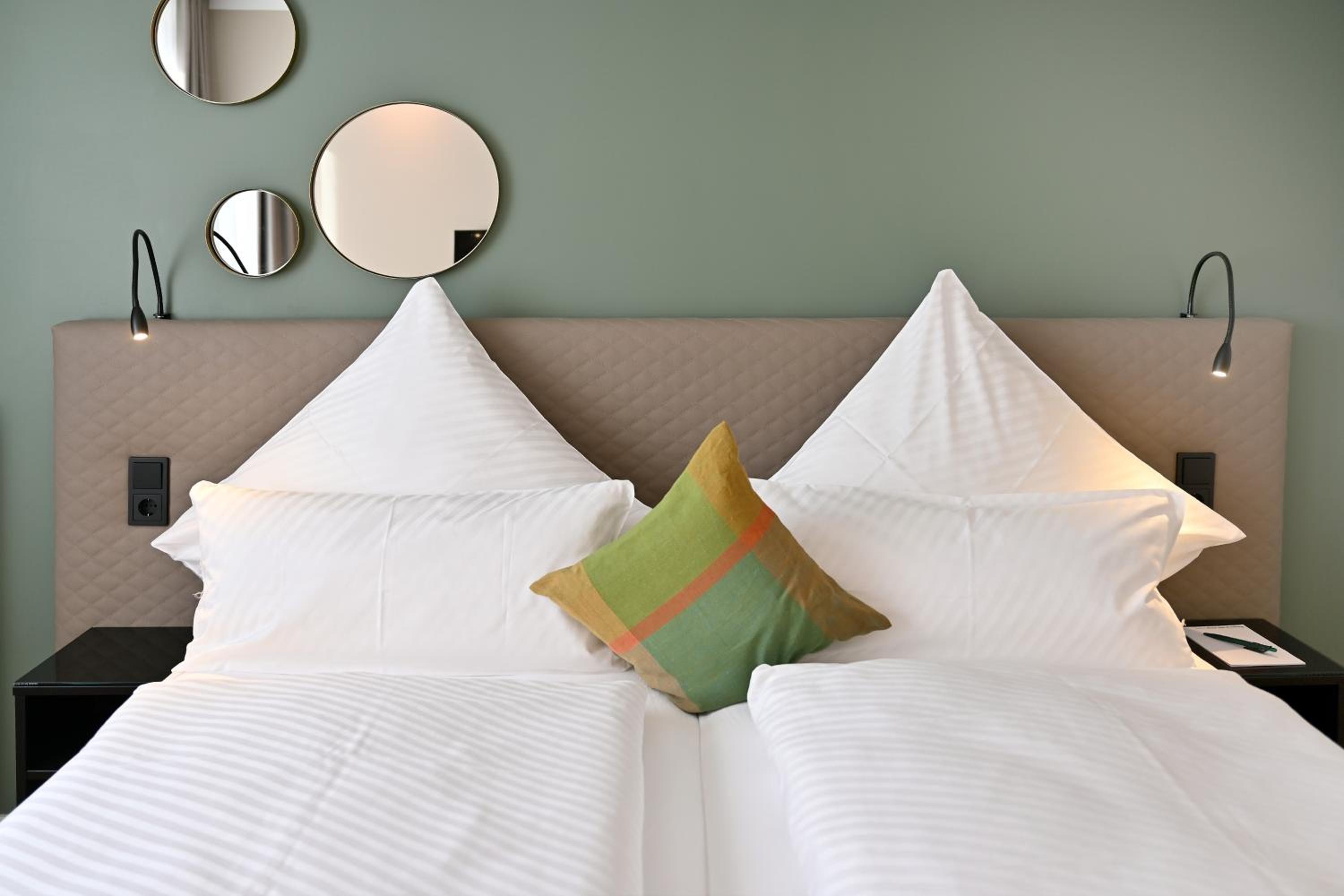 Standard Double Room - Photo 4