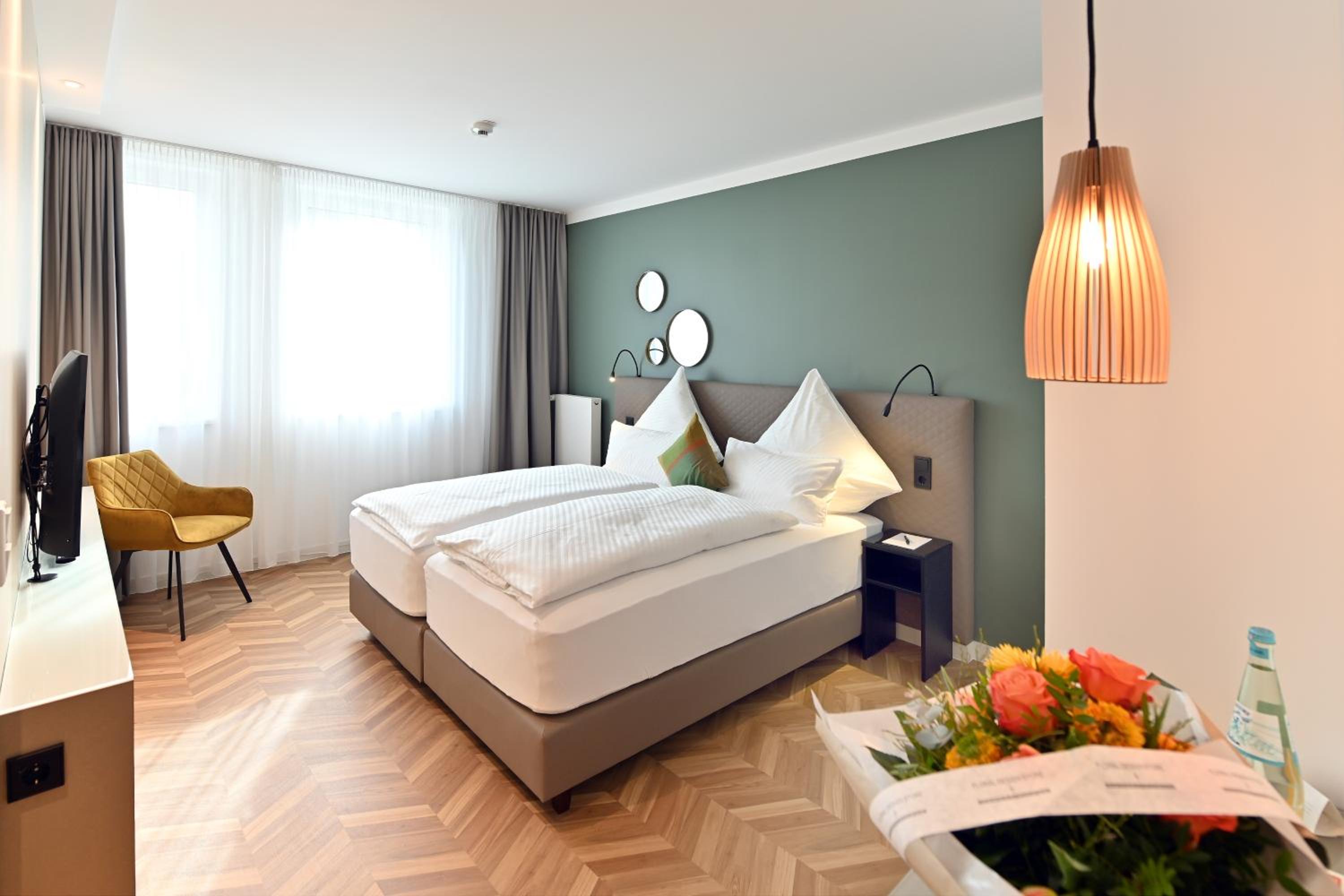 Standard Double Room - Photo 1