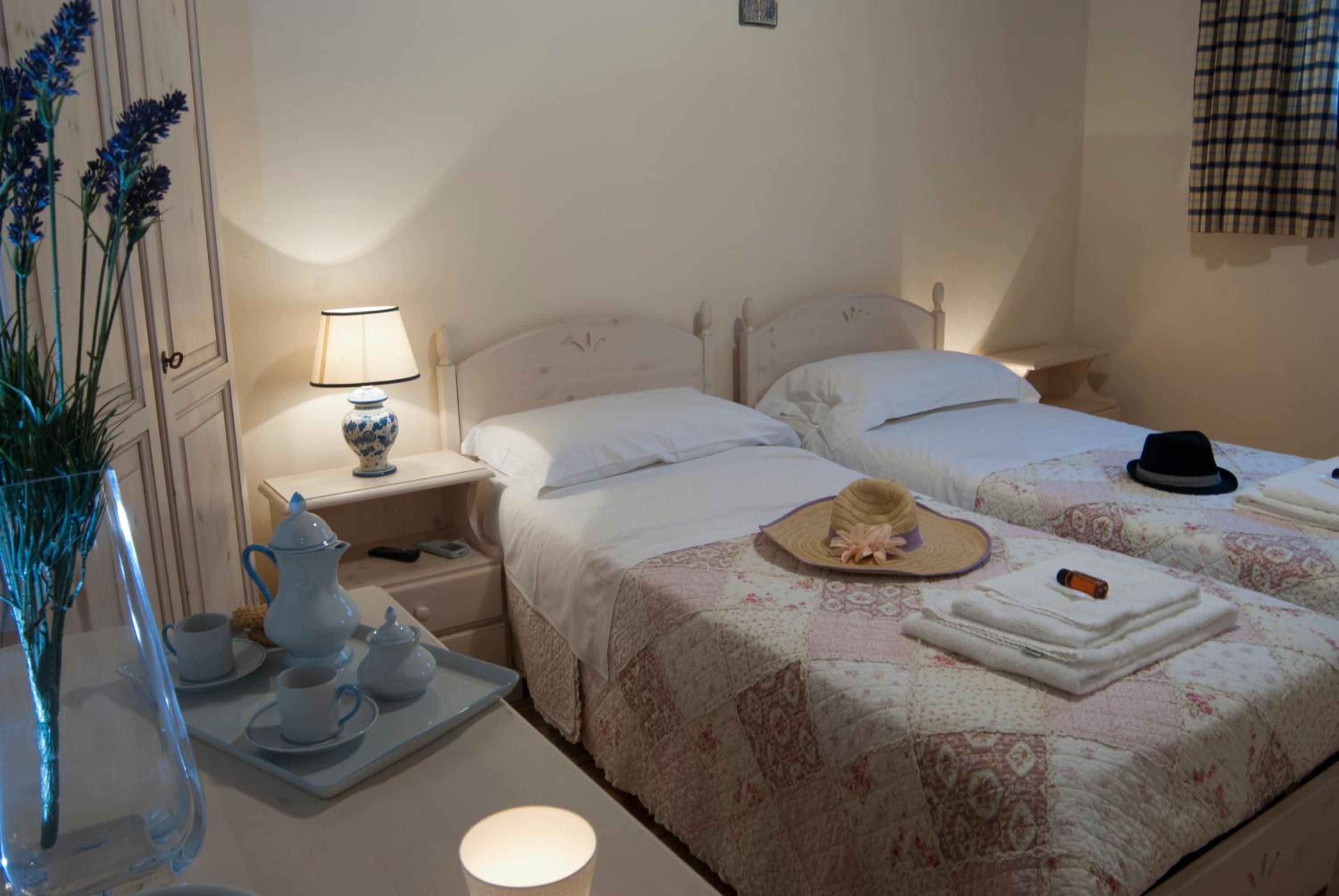Double or Twin Room photo 1