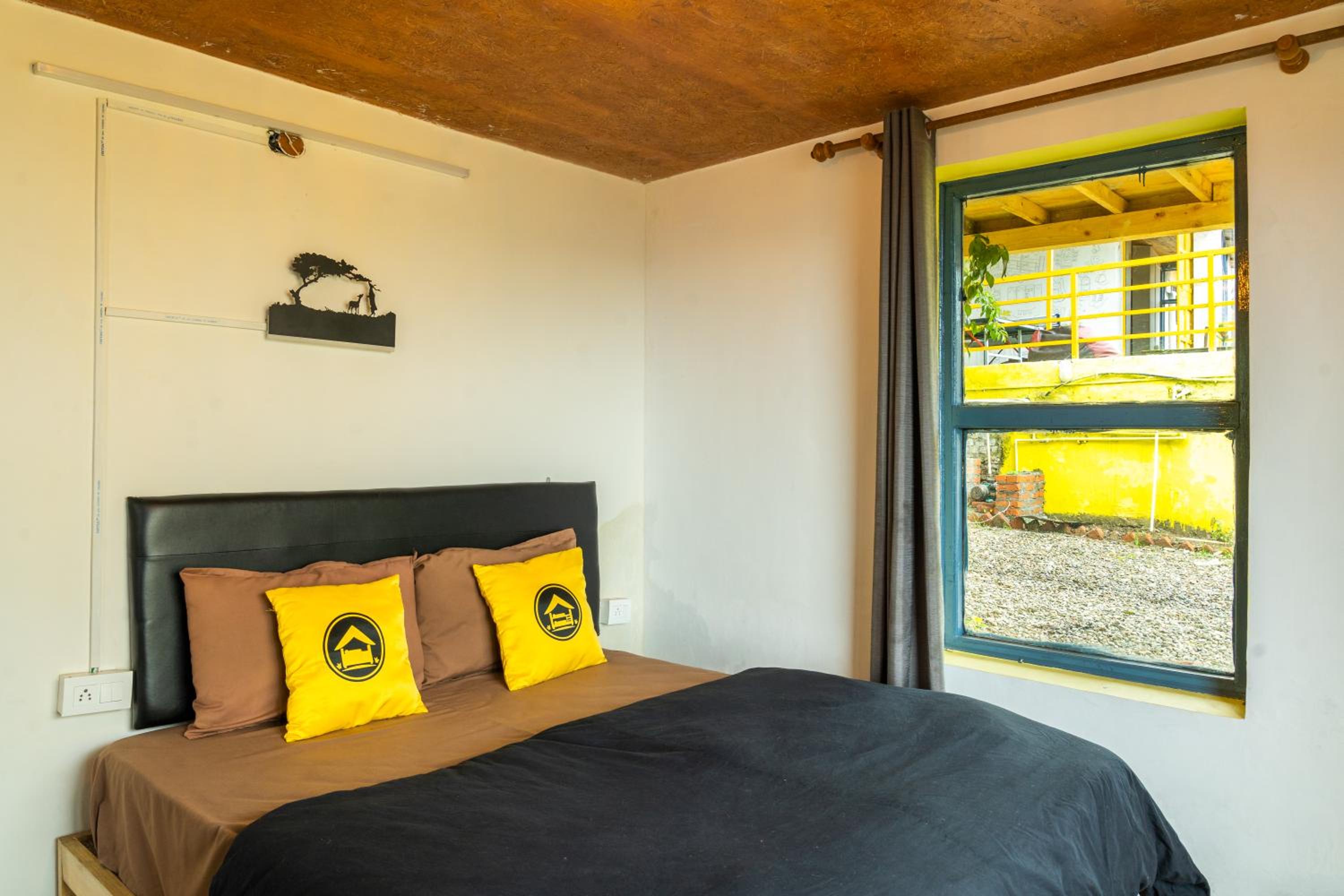 Standard Double Room - Photo 1