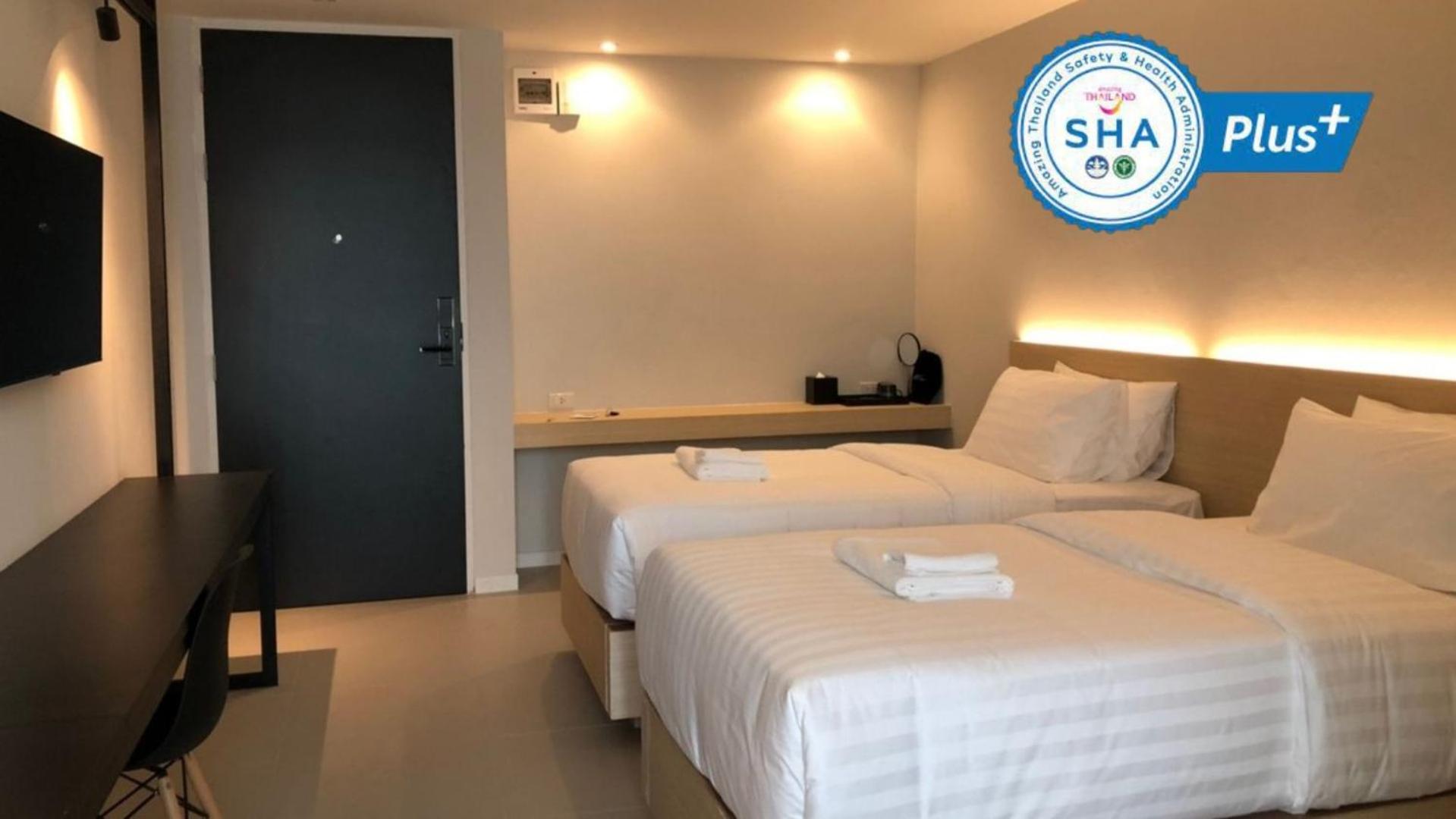 Standard Twin Room