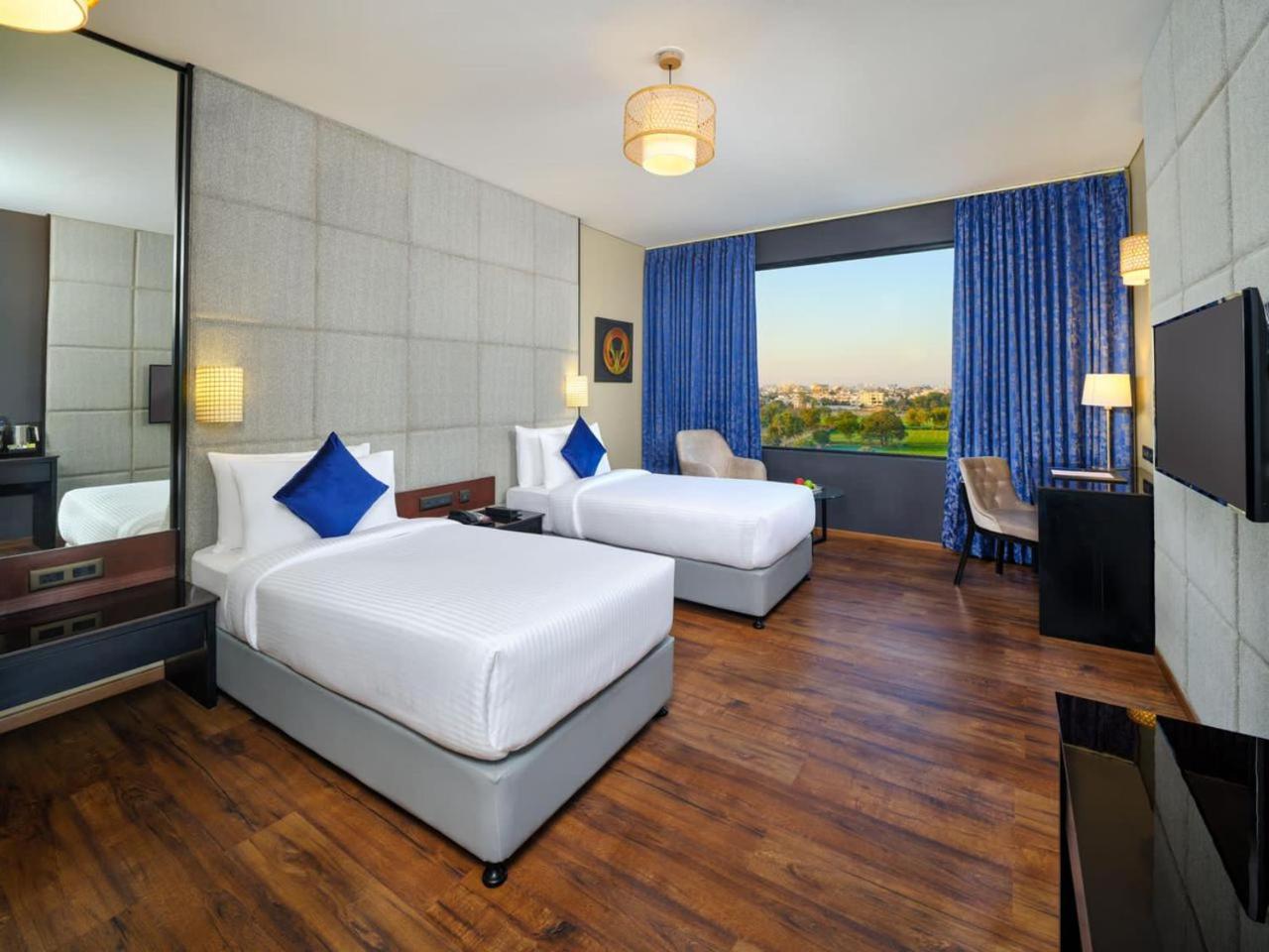 Deluxe Twin Room - Photo 1