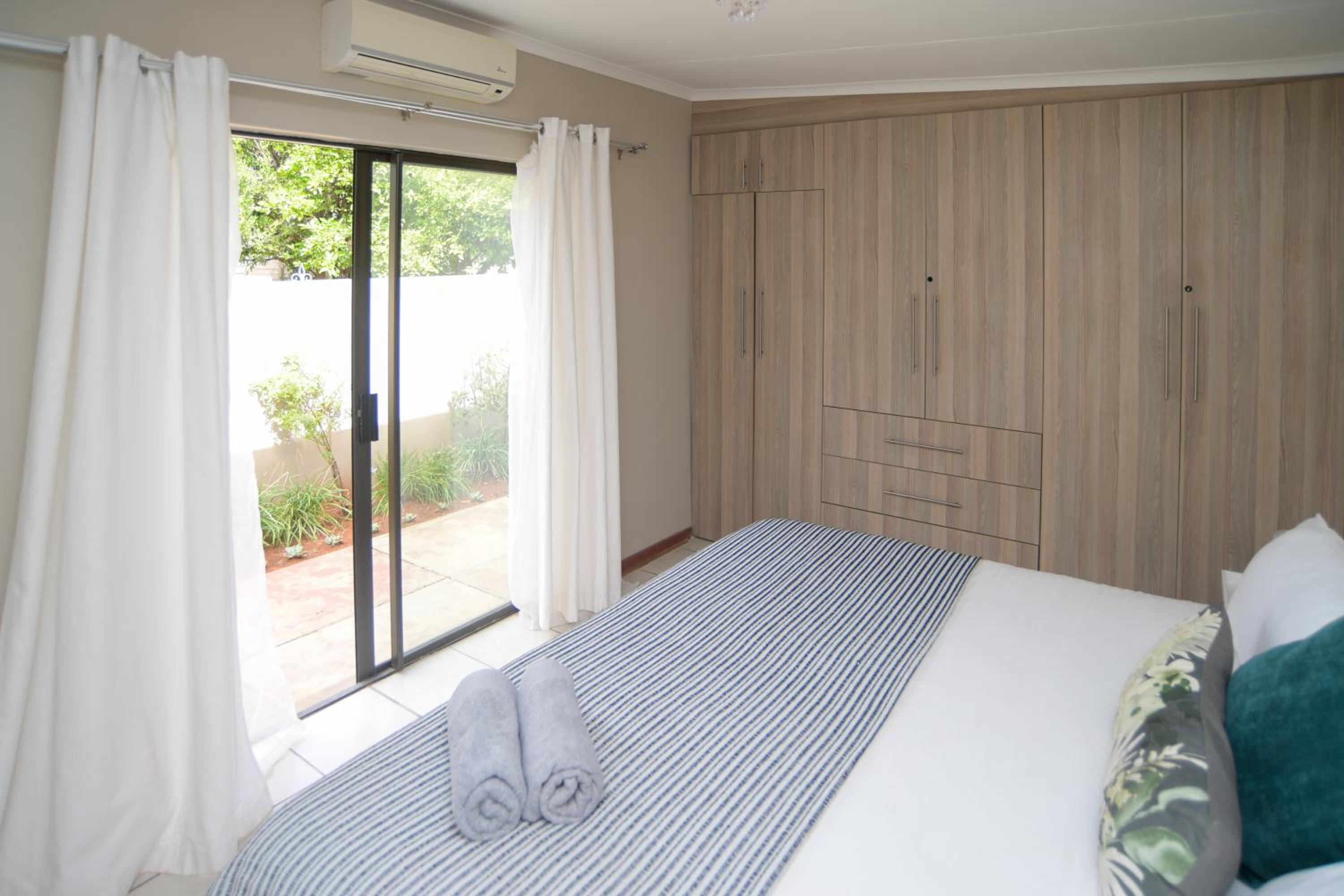 Superior Double or Twin Room with Garden View photo 1