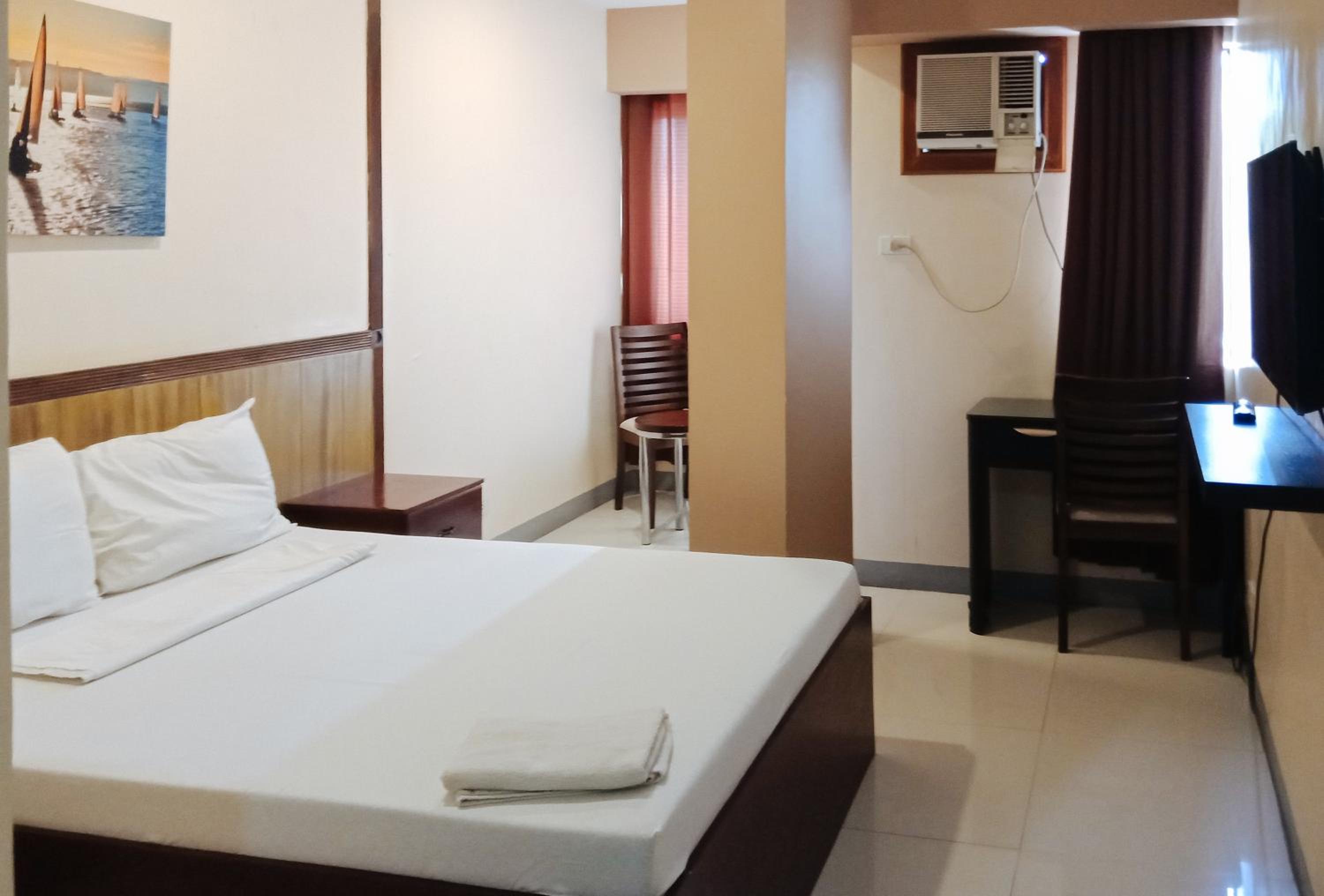 Double Room - Photo 2