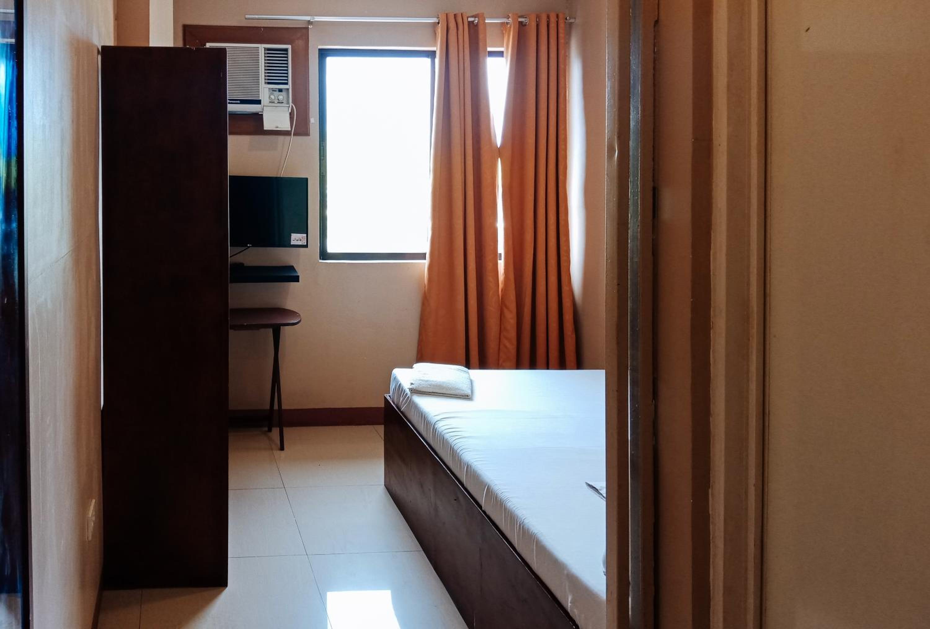 Double Room - Photo 5