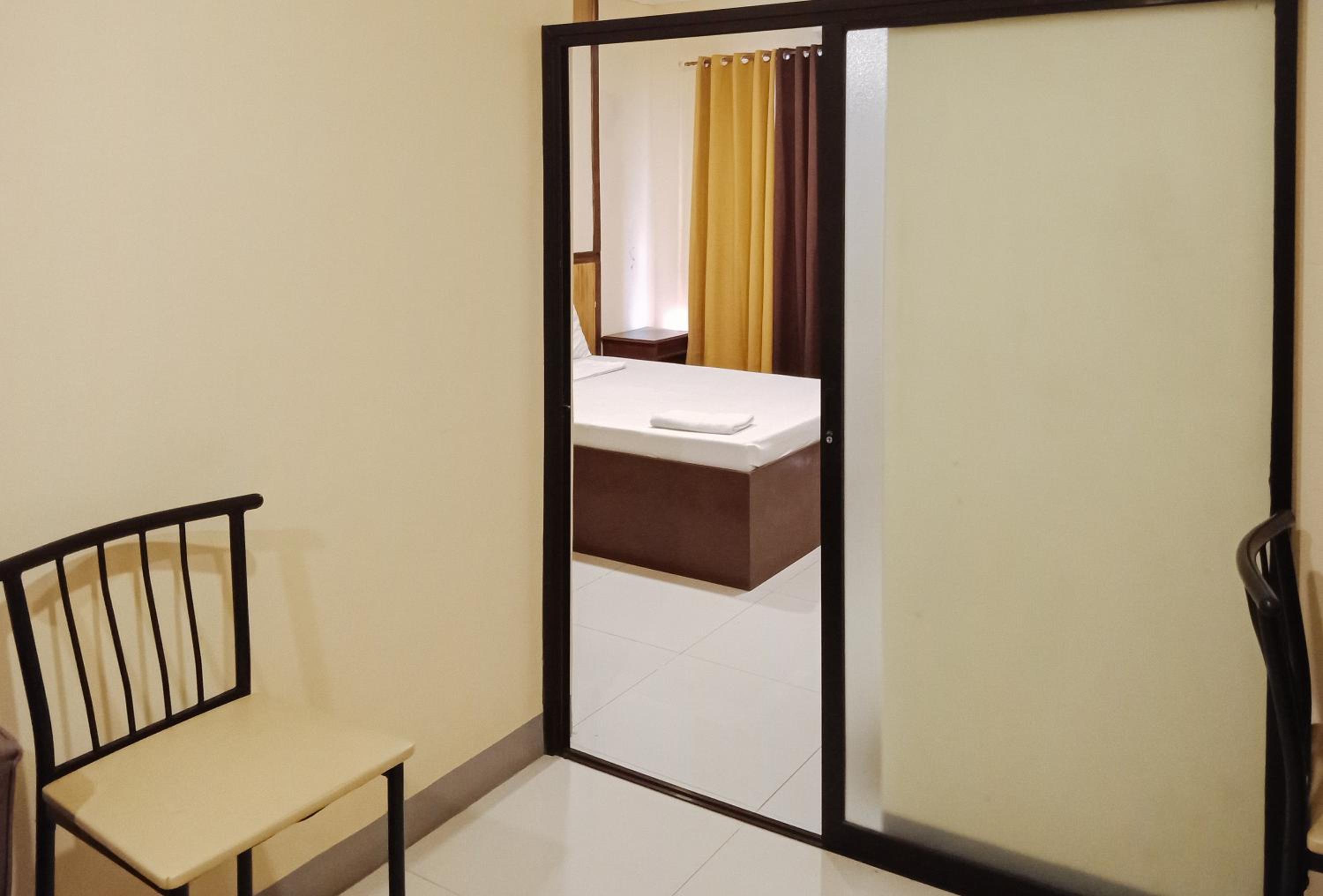 Deluxe Room - Photo 2