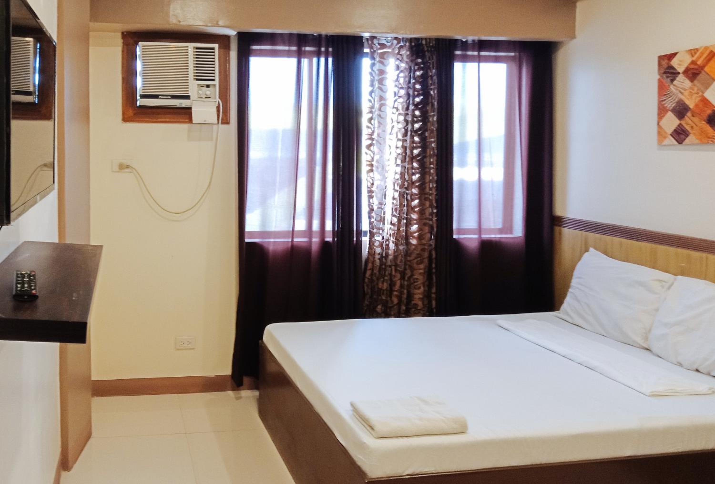 Deluxe Room - Photo 4