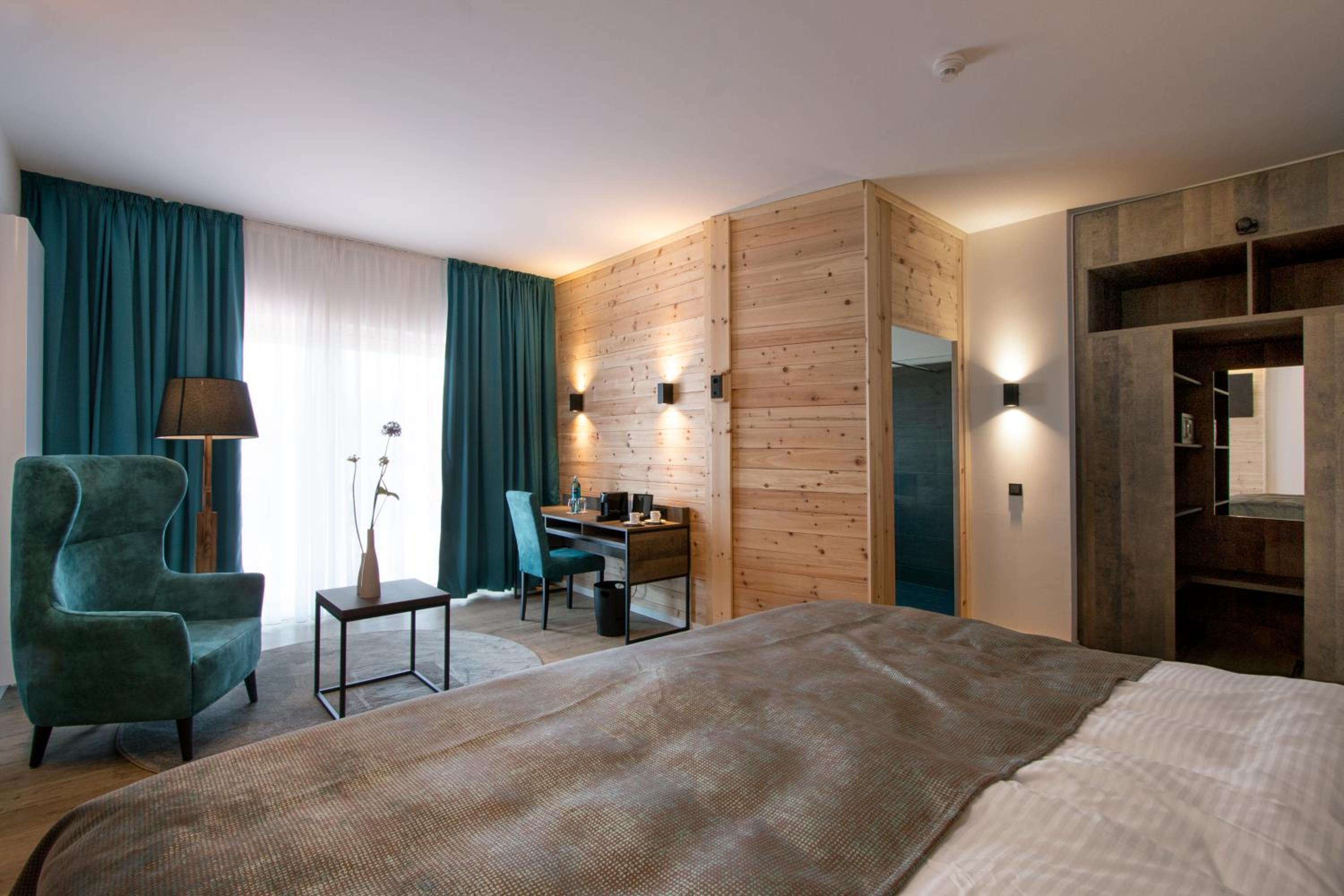 Deluxe Double Room - Photo 4