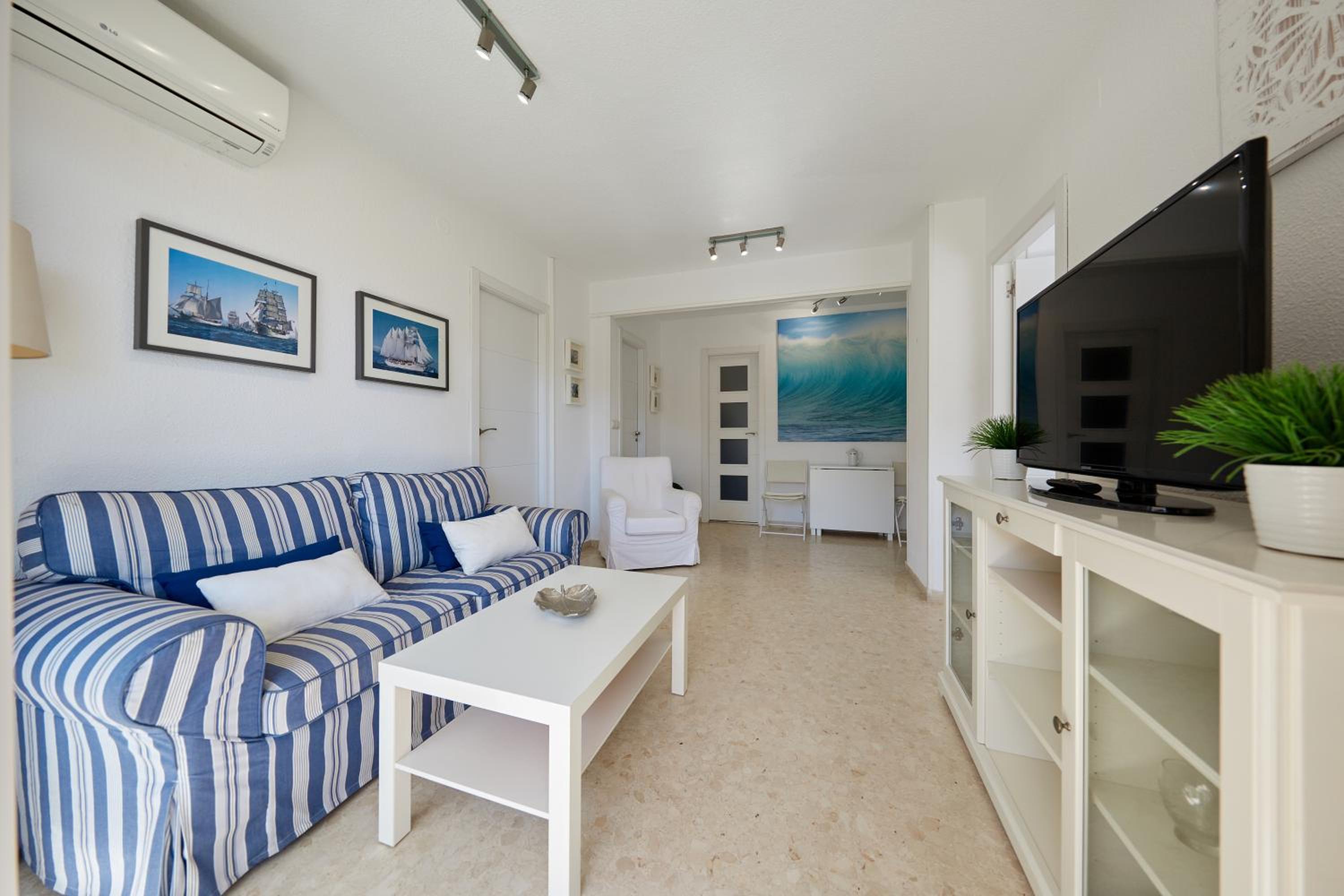 Apartamento Deluxe con Balcón y Vista al Mar