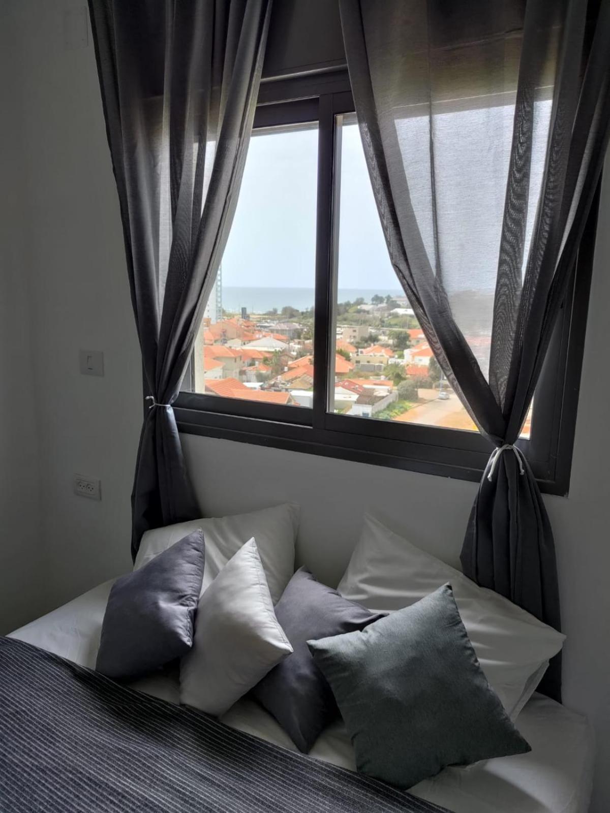 One-Bedroom Apartment - Photo 16