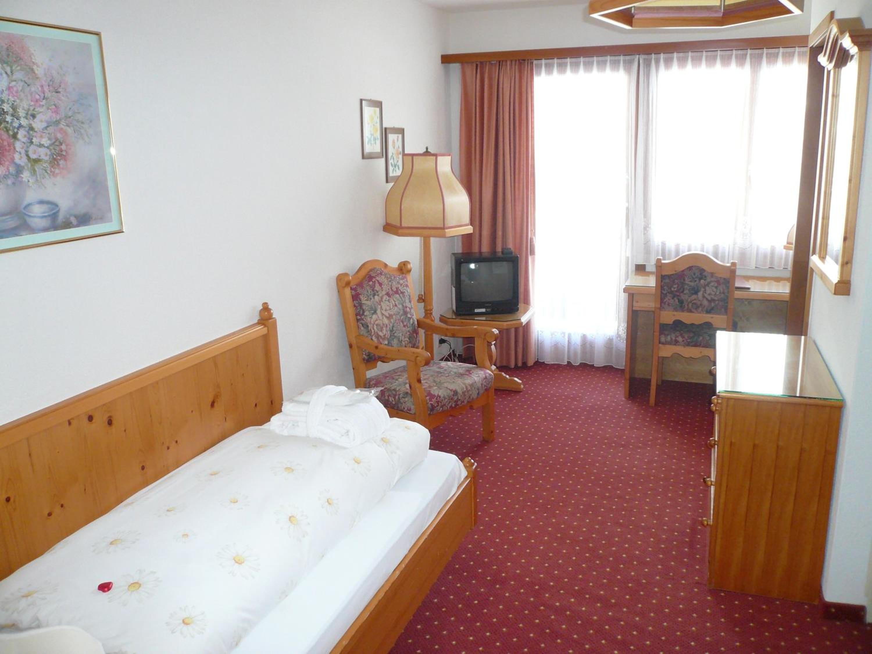 Single Room photo 2