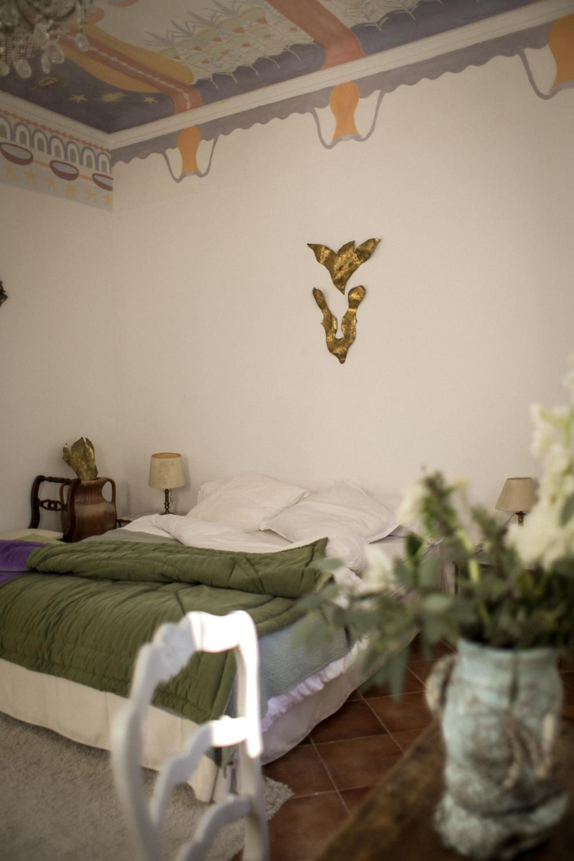 Large Double Room - Photo 1