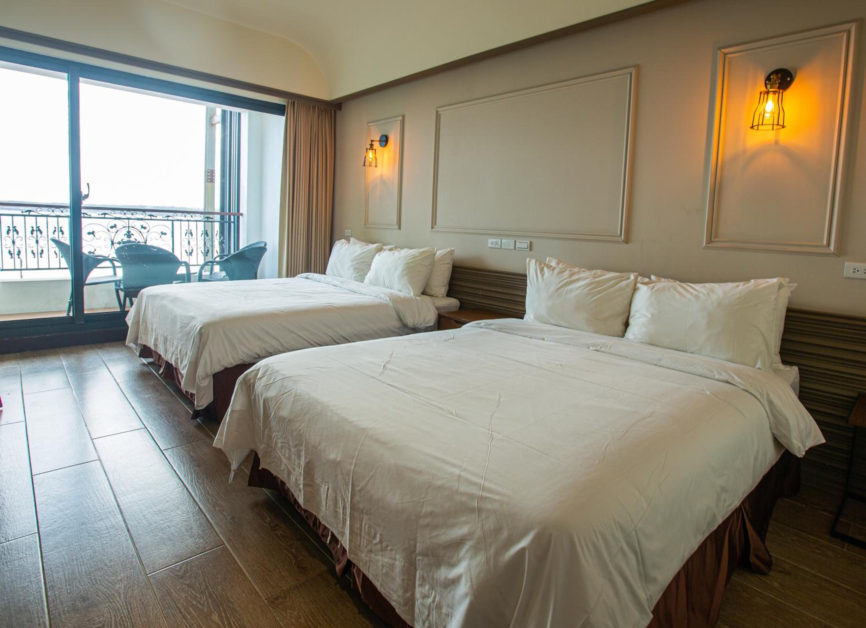 Quadruple Room with Sea View