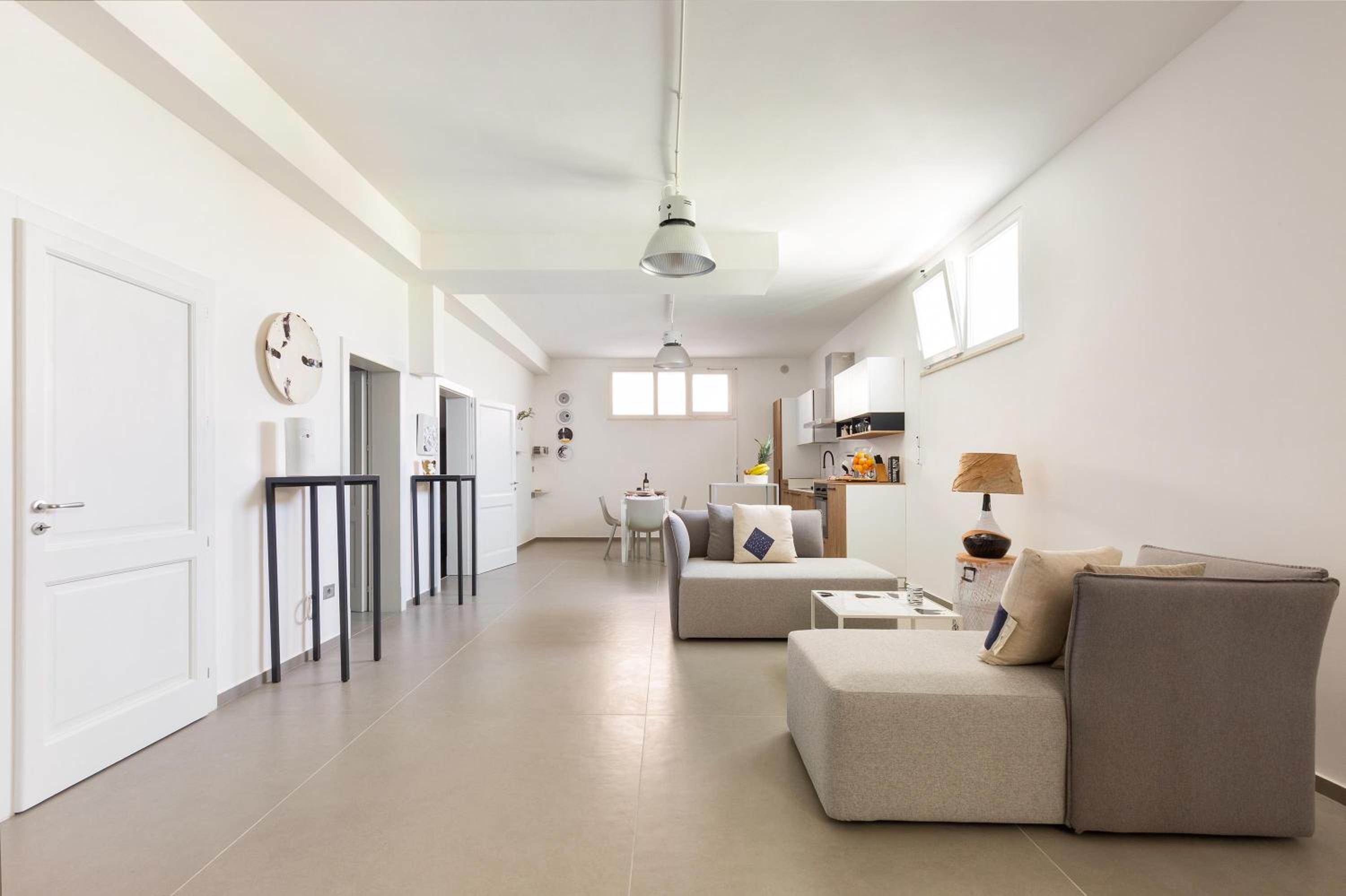 Two-Bedroom Apartment - Basement photo 3