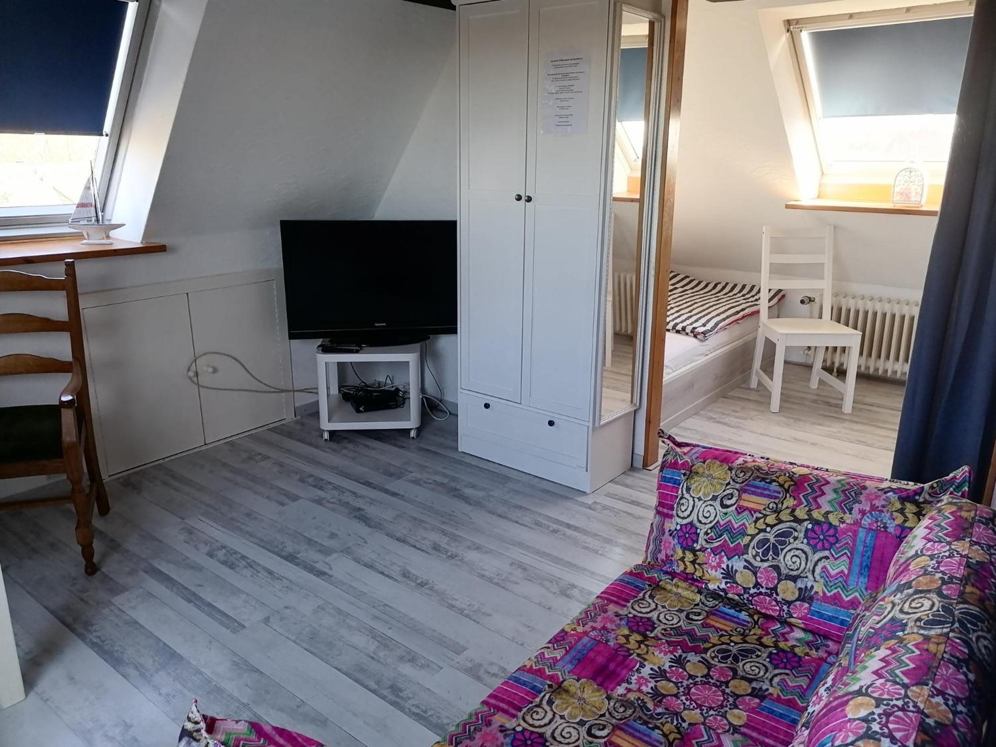 Apartment photo 2