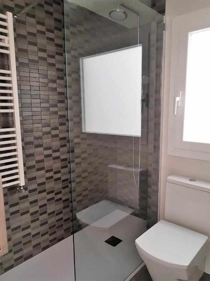 Three-Bedroom Apartment - Photo 4