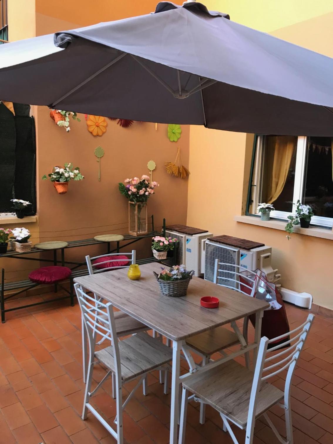 Apartment with Terrace - Photo 12