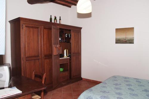 Studio Apartment photo 2