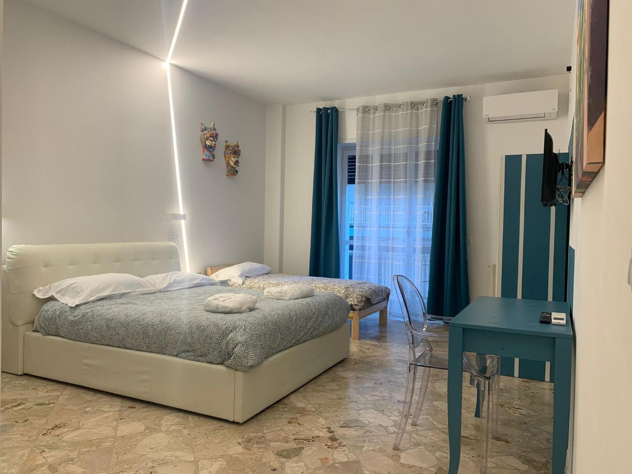Double Room with Balcony (3 Adults)