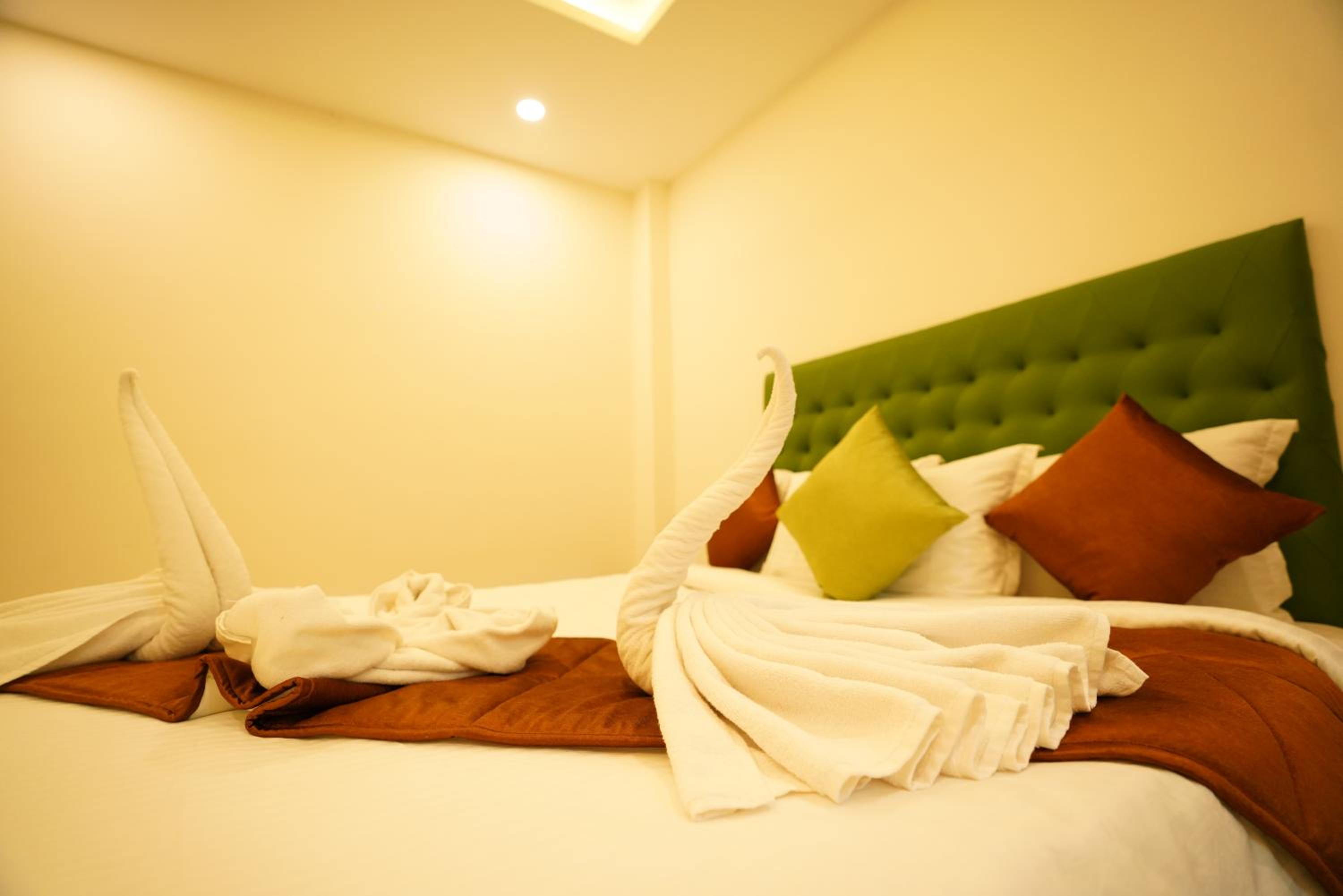 Standard Double Room - Photo 19