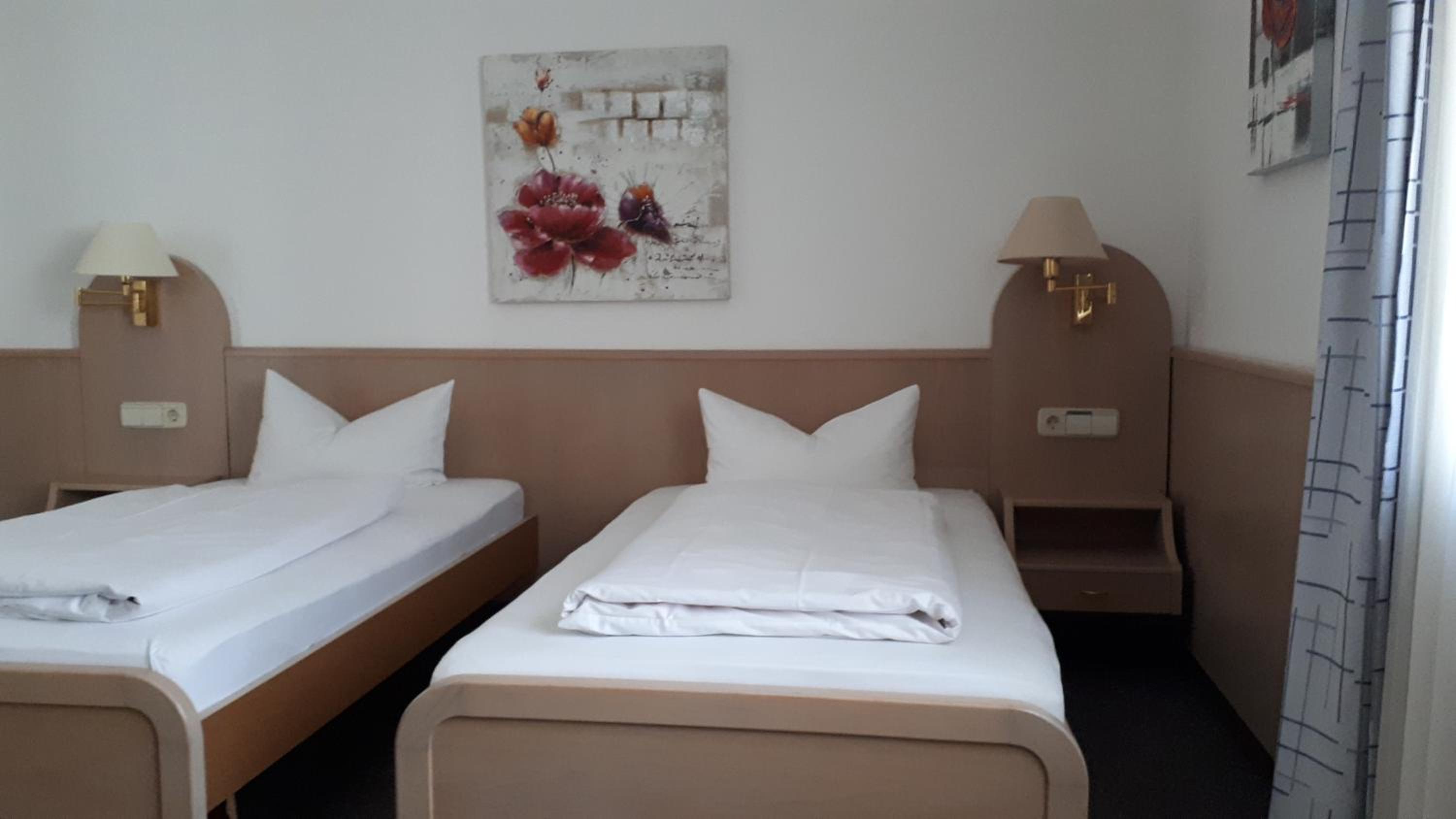 Double Room - Photo 7