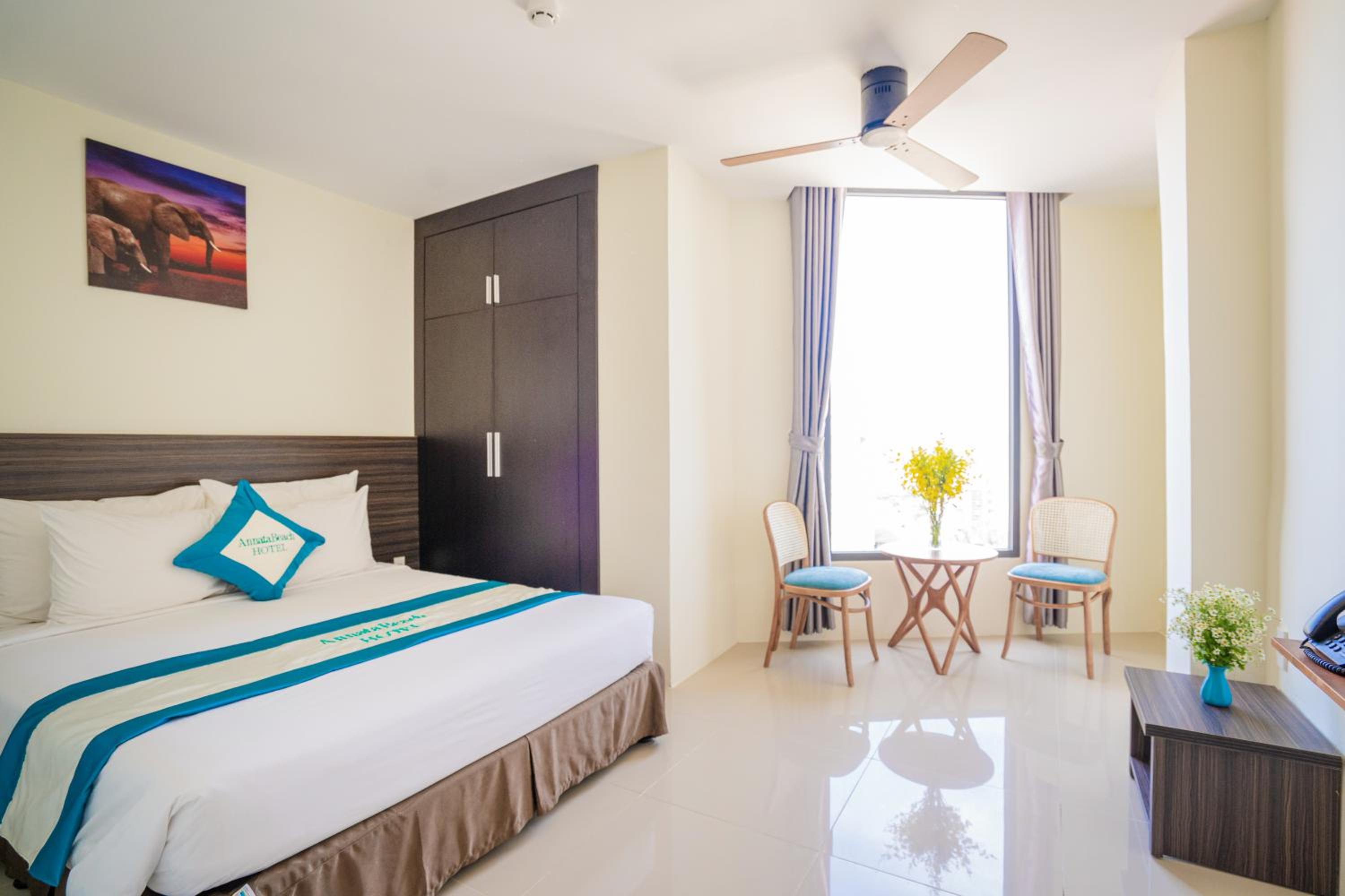 Superior Double Room with Partial Sea View photo 1