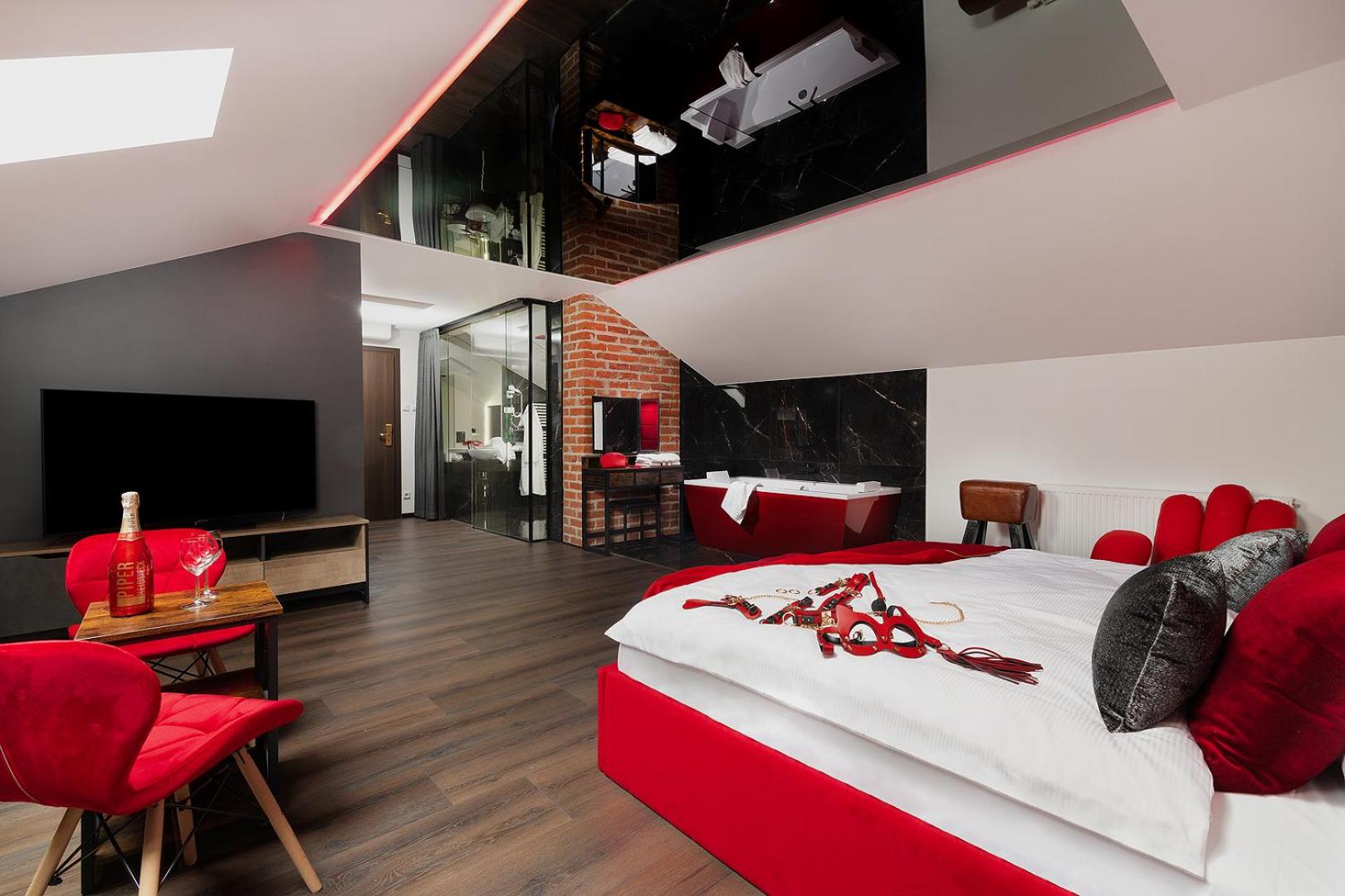 Gray's Red Suite