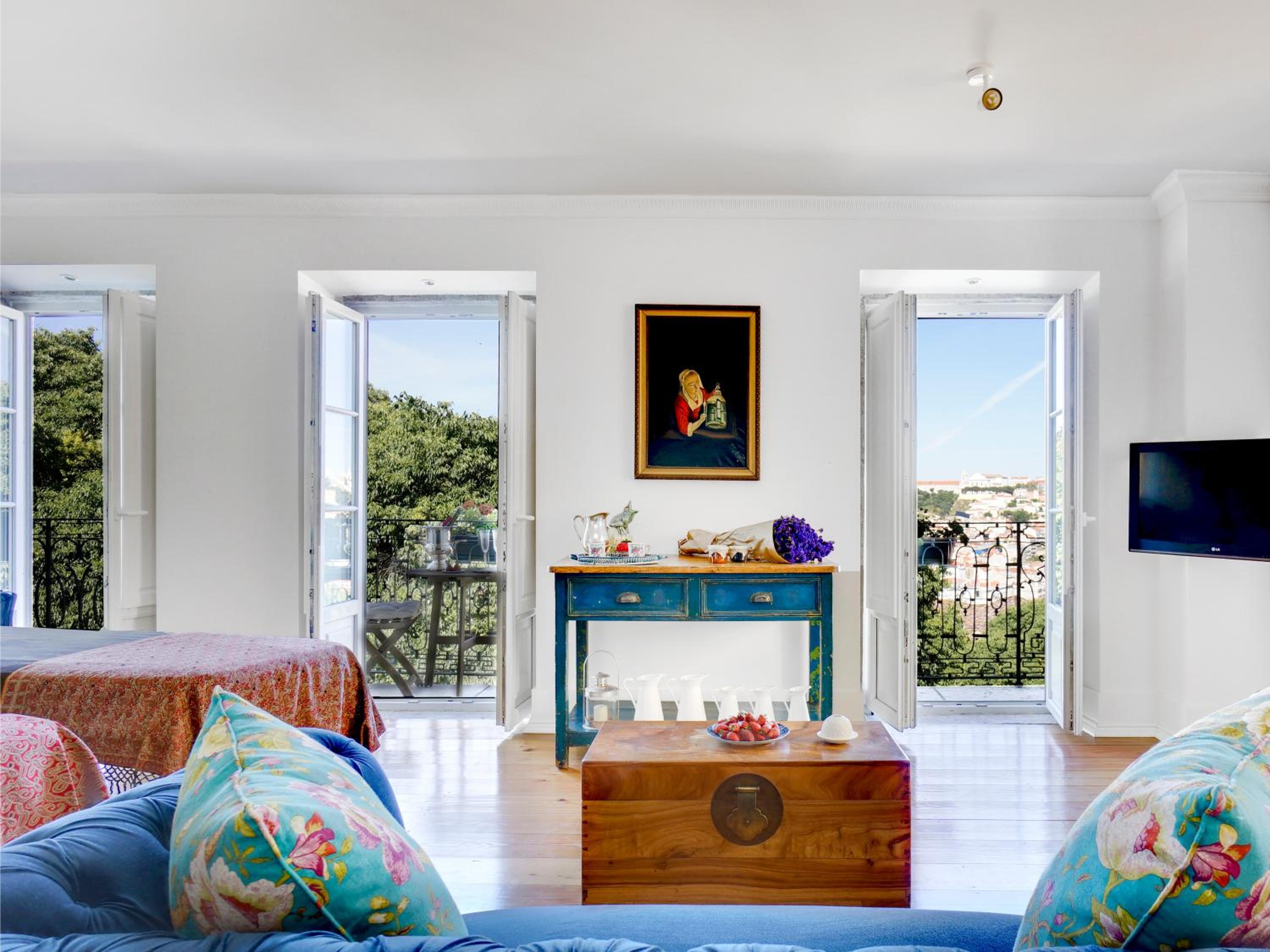 Premium One-Bedroom Apartment with Balcony photo 3