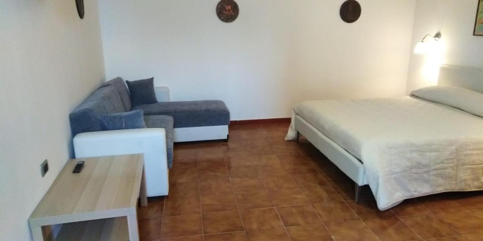 Double Room - Photo 17