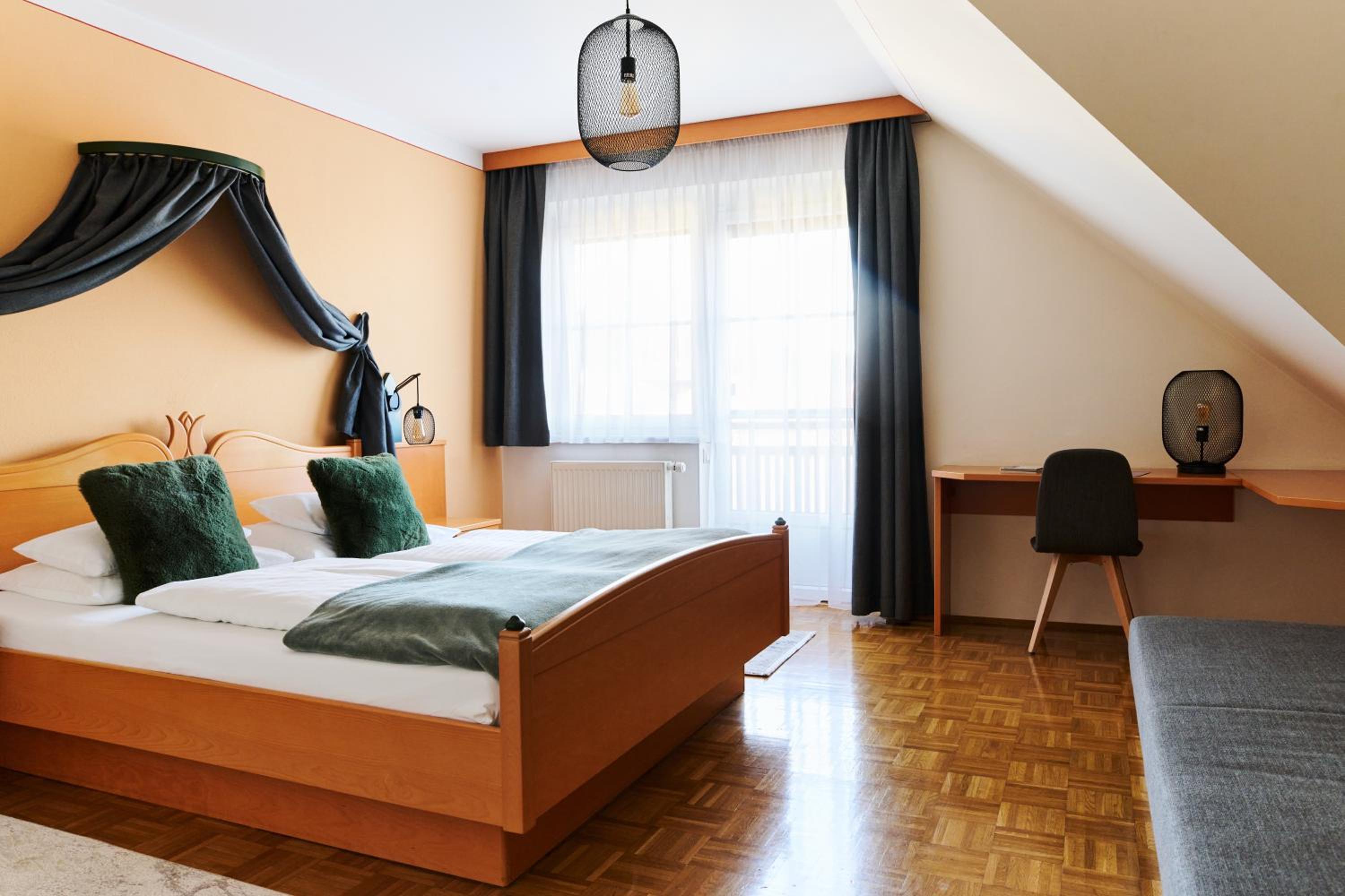 Comfort Double Room with Balcony and Air Condition