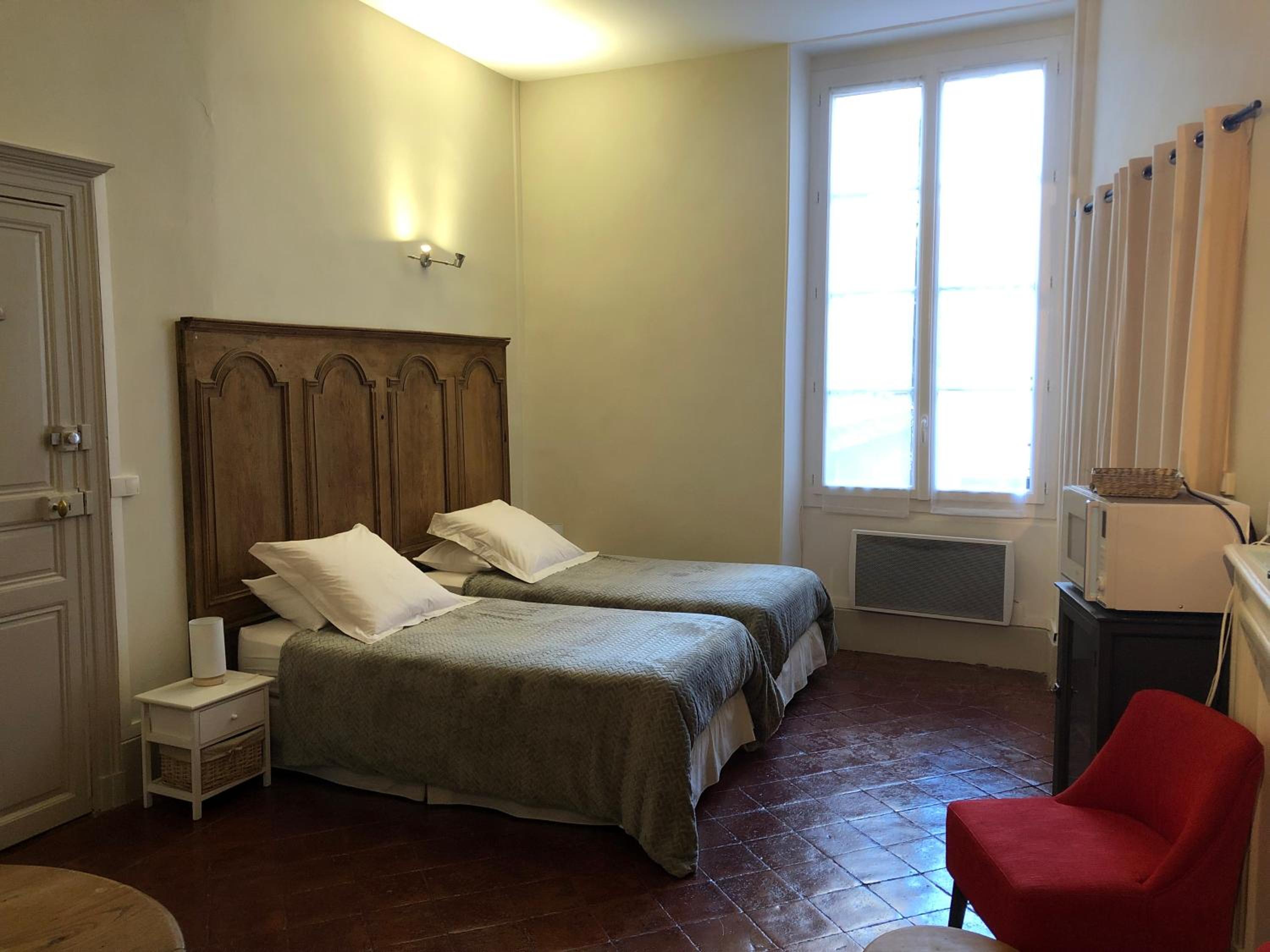 Double or Twin Room with Private Bathroom photo 3