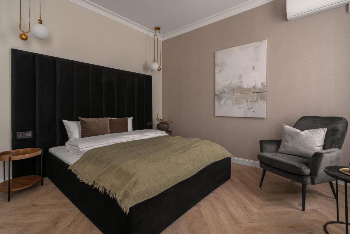 Superior Apartment