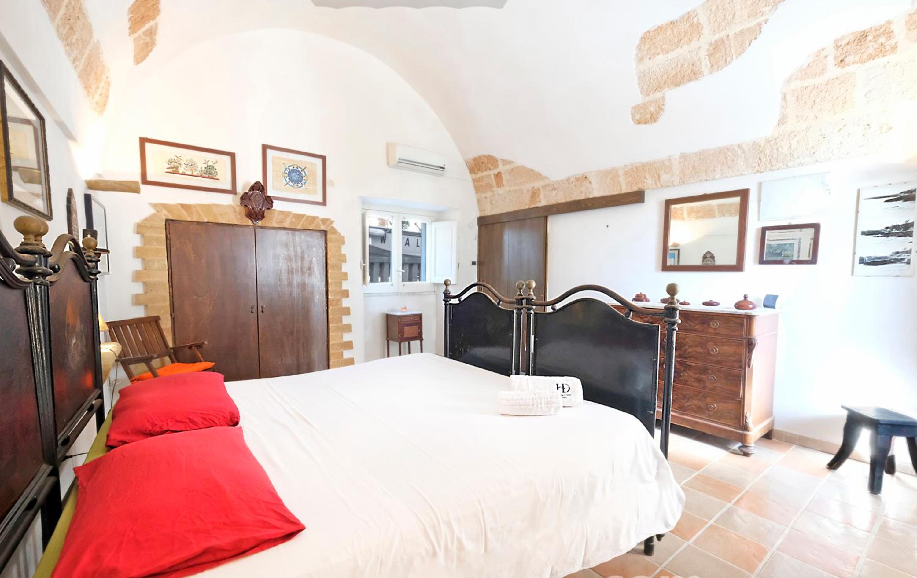 Villa - Beach Front photo 2